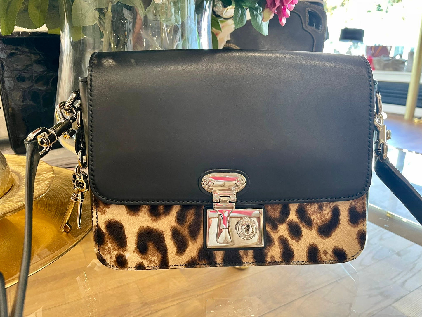 Dolce & Gabbana - Vintage Leder Tasche mit Leopardenfell