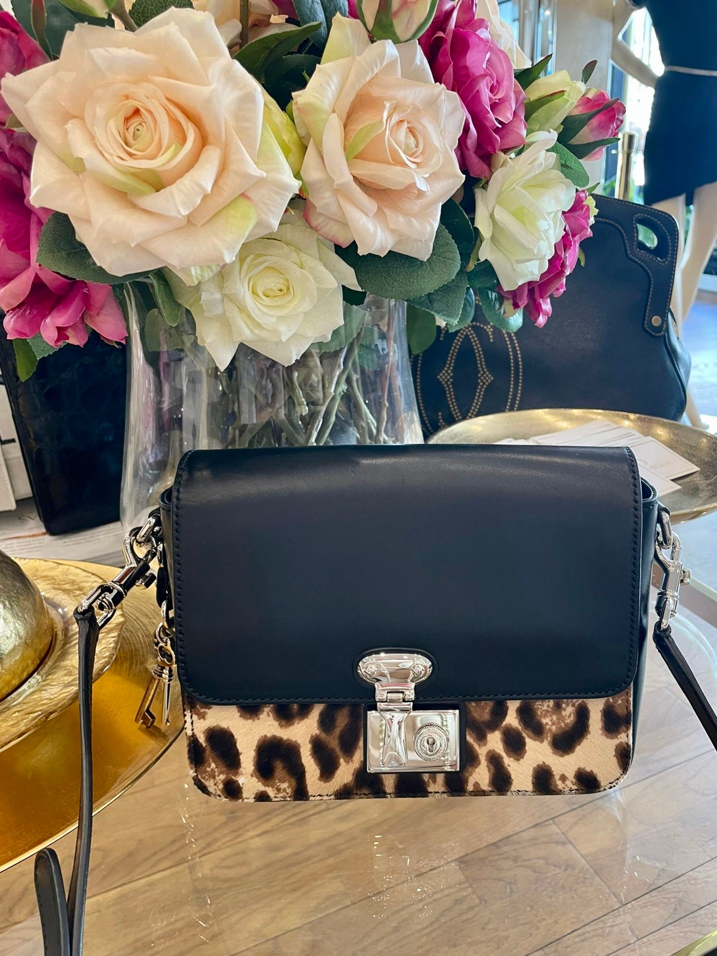 Dolce & Gabbana - Vintage Leder Tasche mit Leopardenfell