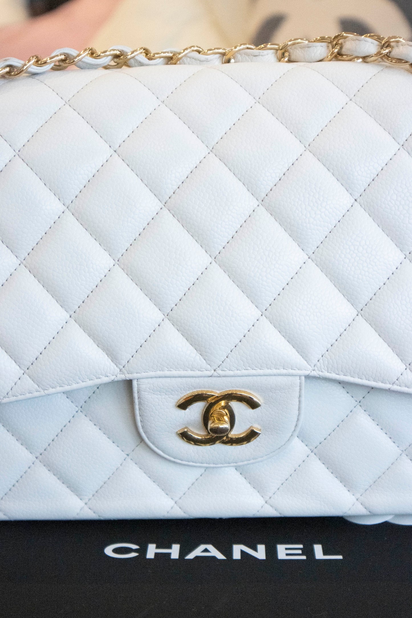 Chanel - Jumbo Double Flap Bag weiß Caviar Leder