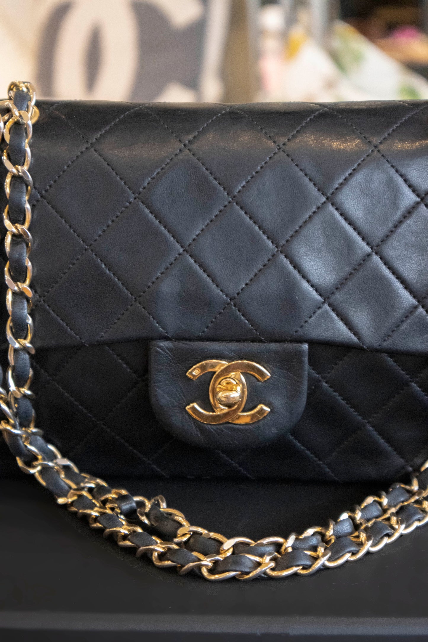 Chanel - Small Double Flap Bag Lambskin schwarz