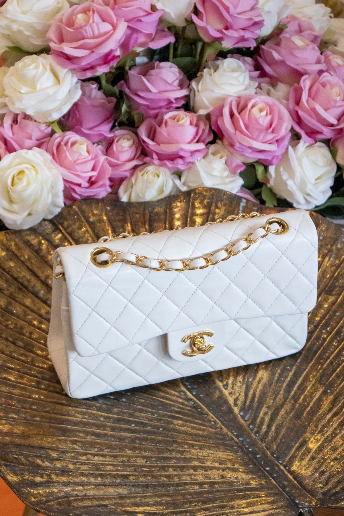 Chanel - Small Double Flap Bag Weiss Lambskin 24 Karat vergoldete Hardware