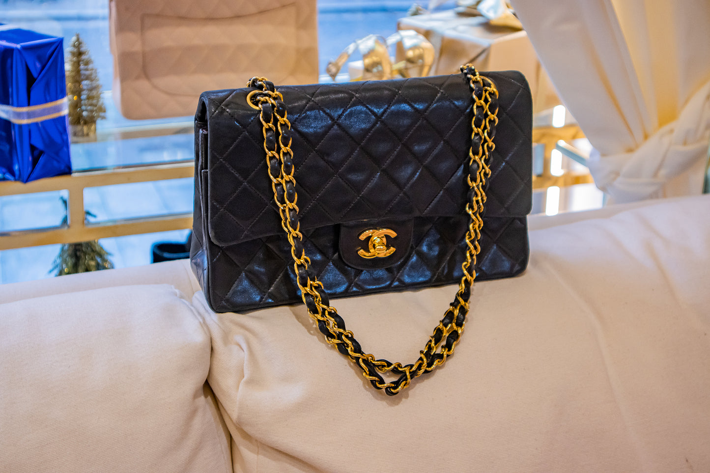 Chanel - Medium Double Flap Bag 24 kt vergoldete Hardware