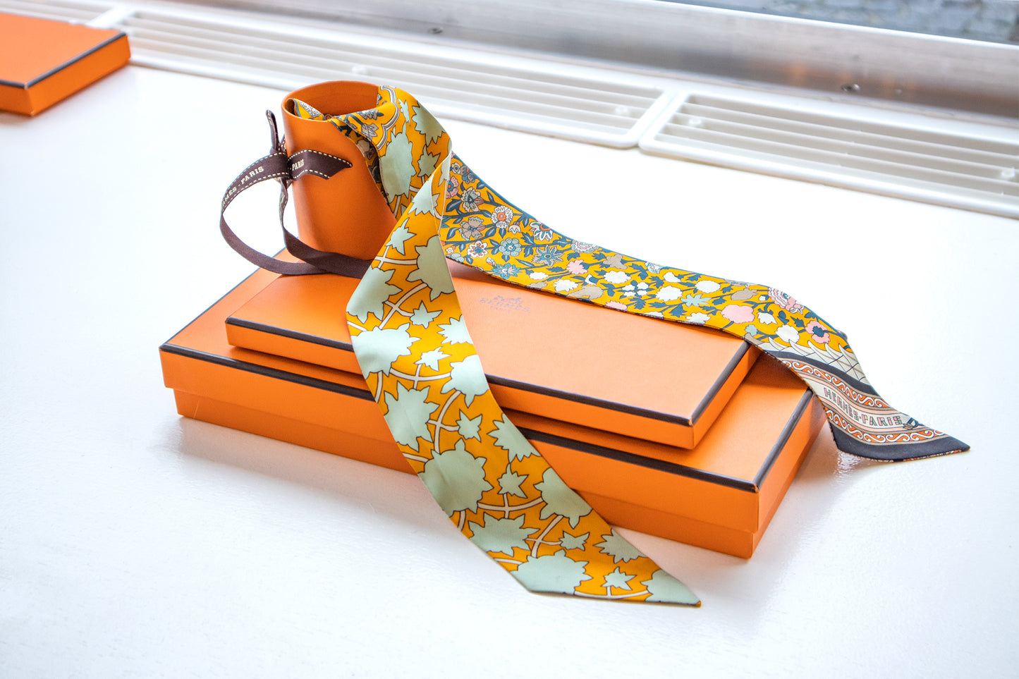 Hermès - Twilly Seide Blumenmuster