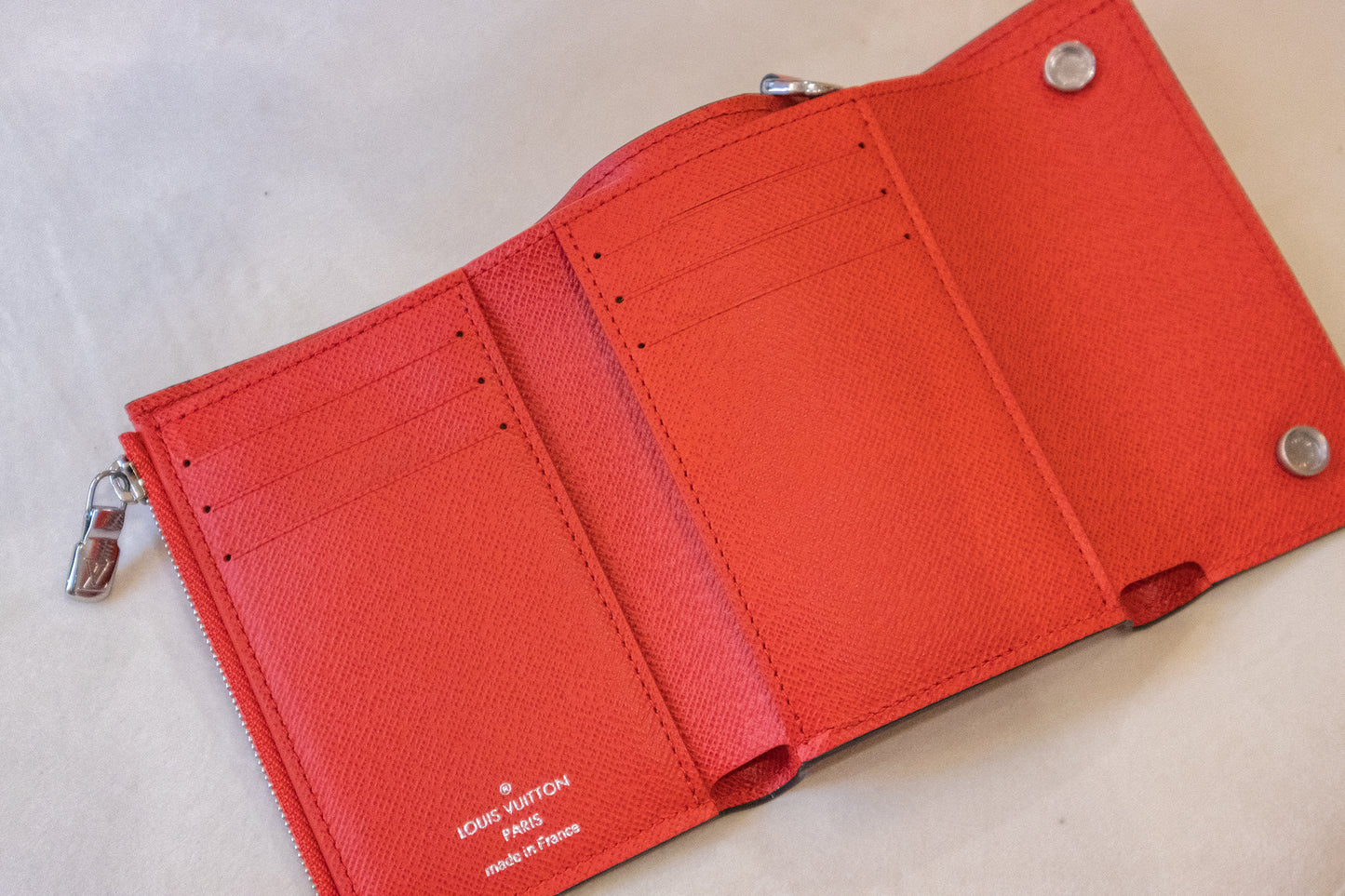 Louis Vuitton - Limited Edition Supreme Geldbeutel Rot