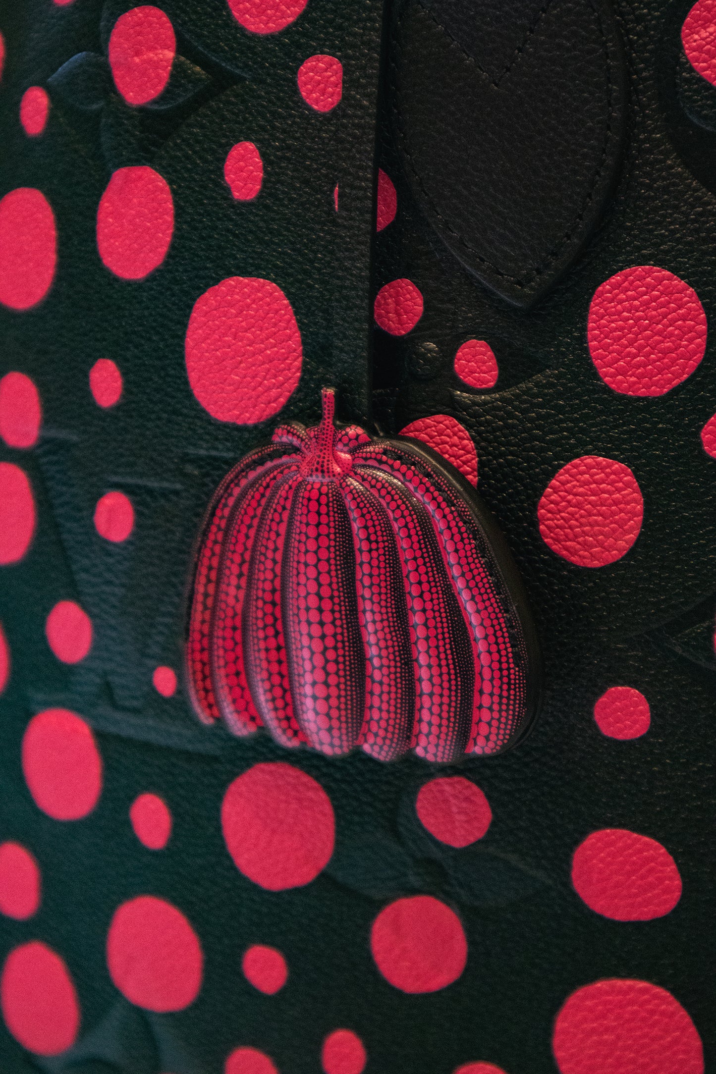Louis Vuitton x Yayoi Kusama - Neverfull MM Fuchsia Infinity Dots
