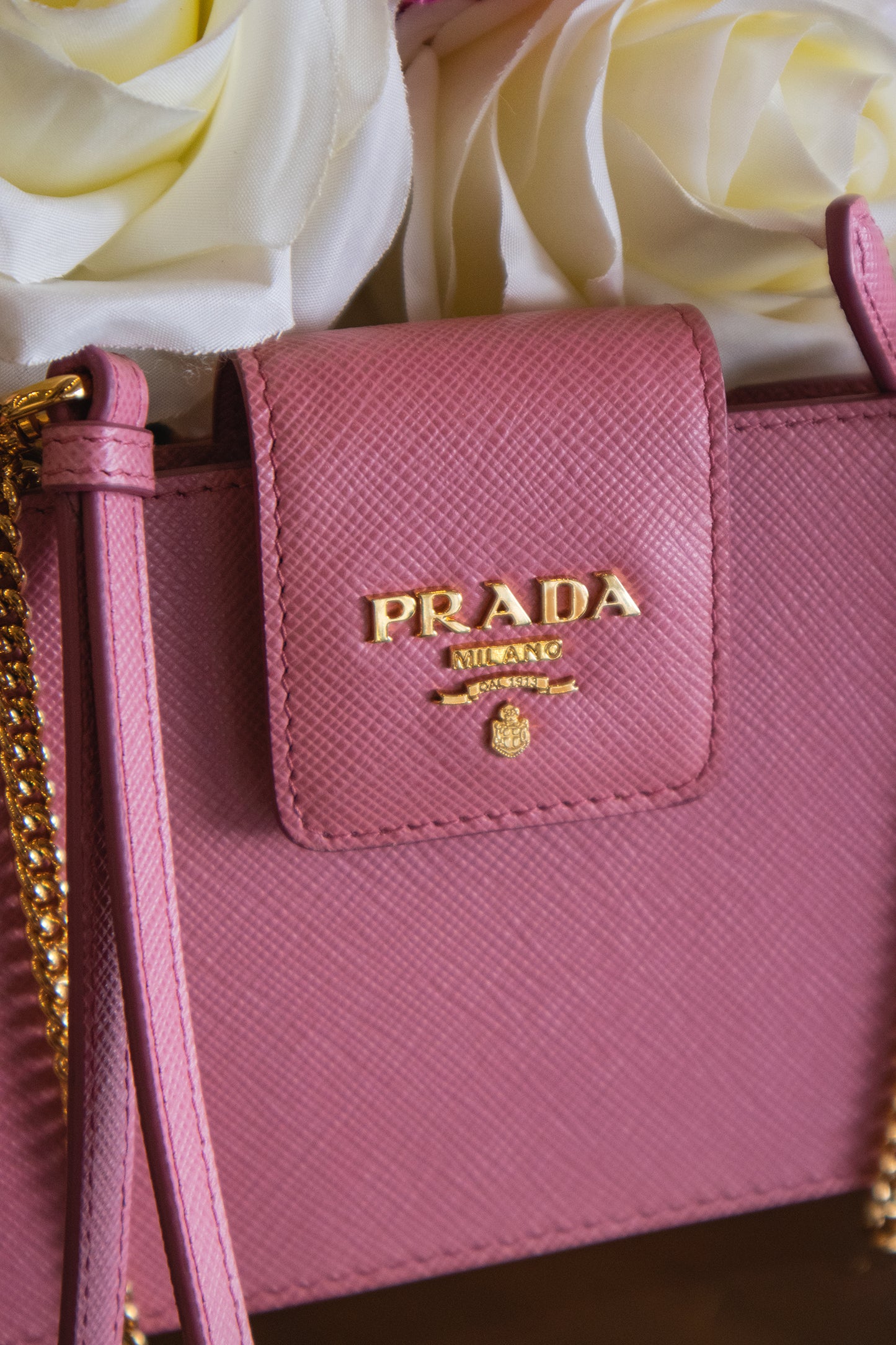 Prada - Saffiano Leder Mini Bag Pink