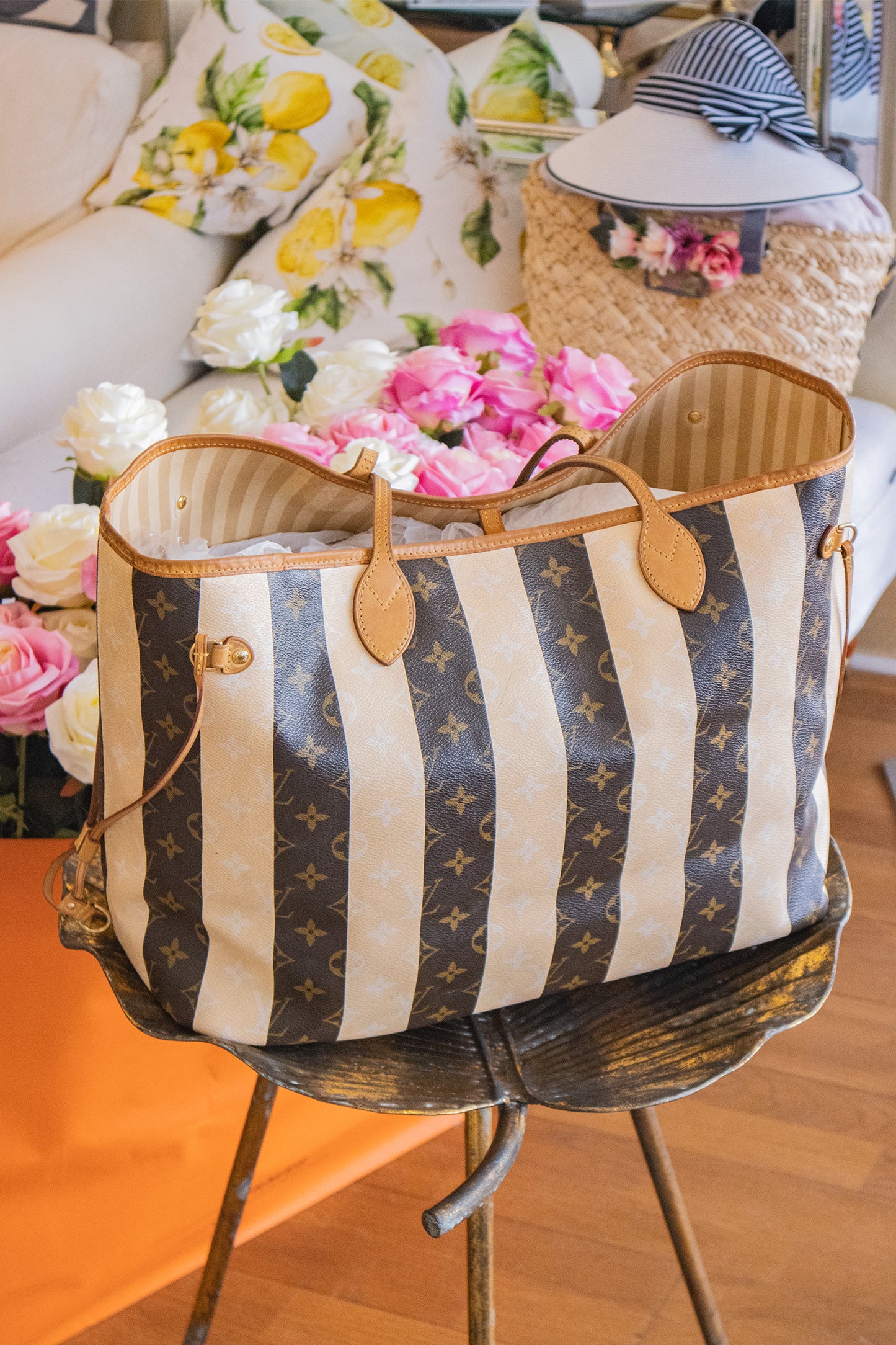 Louis Vuitton - Neverfull Tote Bag Monogram
