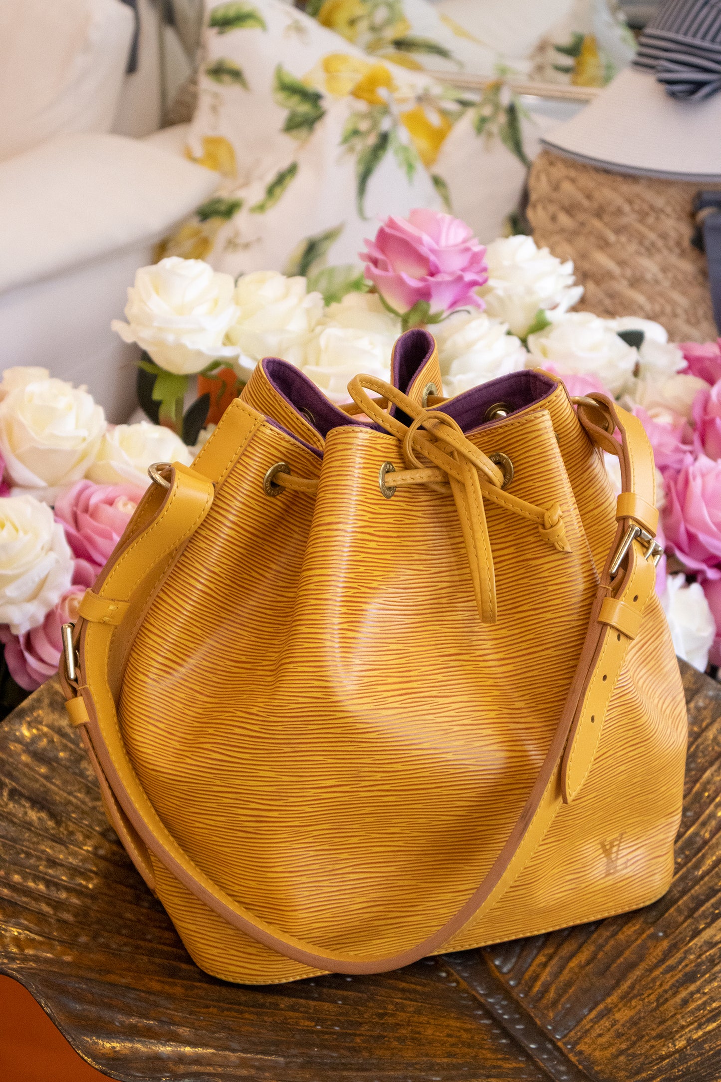 Louis Vuitton - Petite Noé aus Epi Leder in Gelb