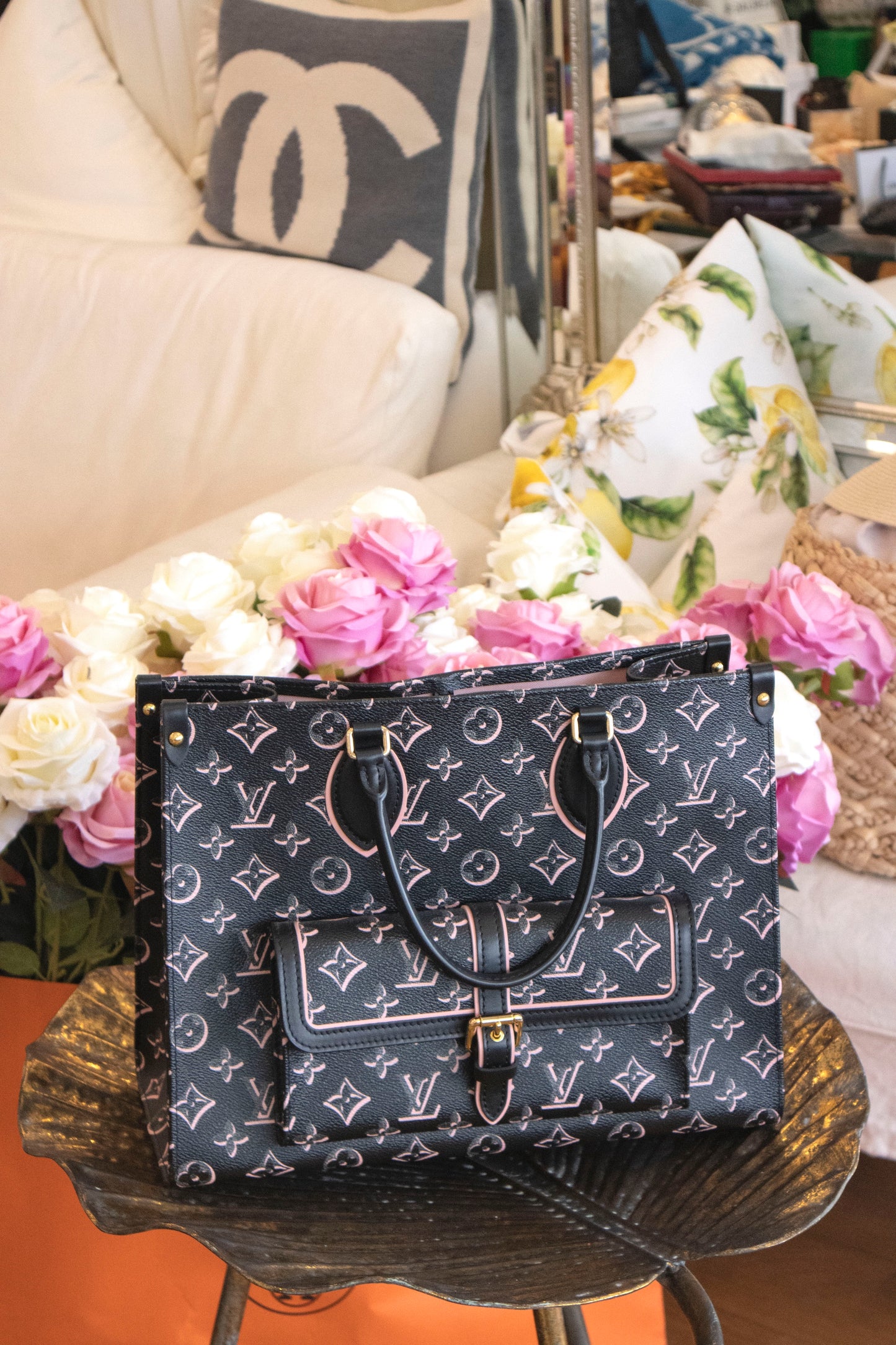 Louis Vuitton - Onthego MM Monogram Canvas Schwarz
