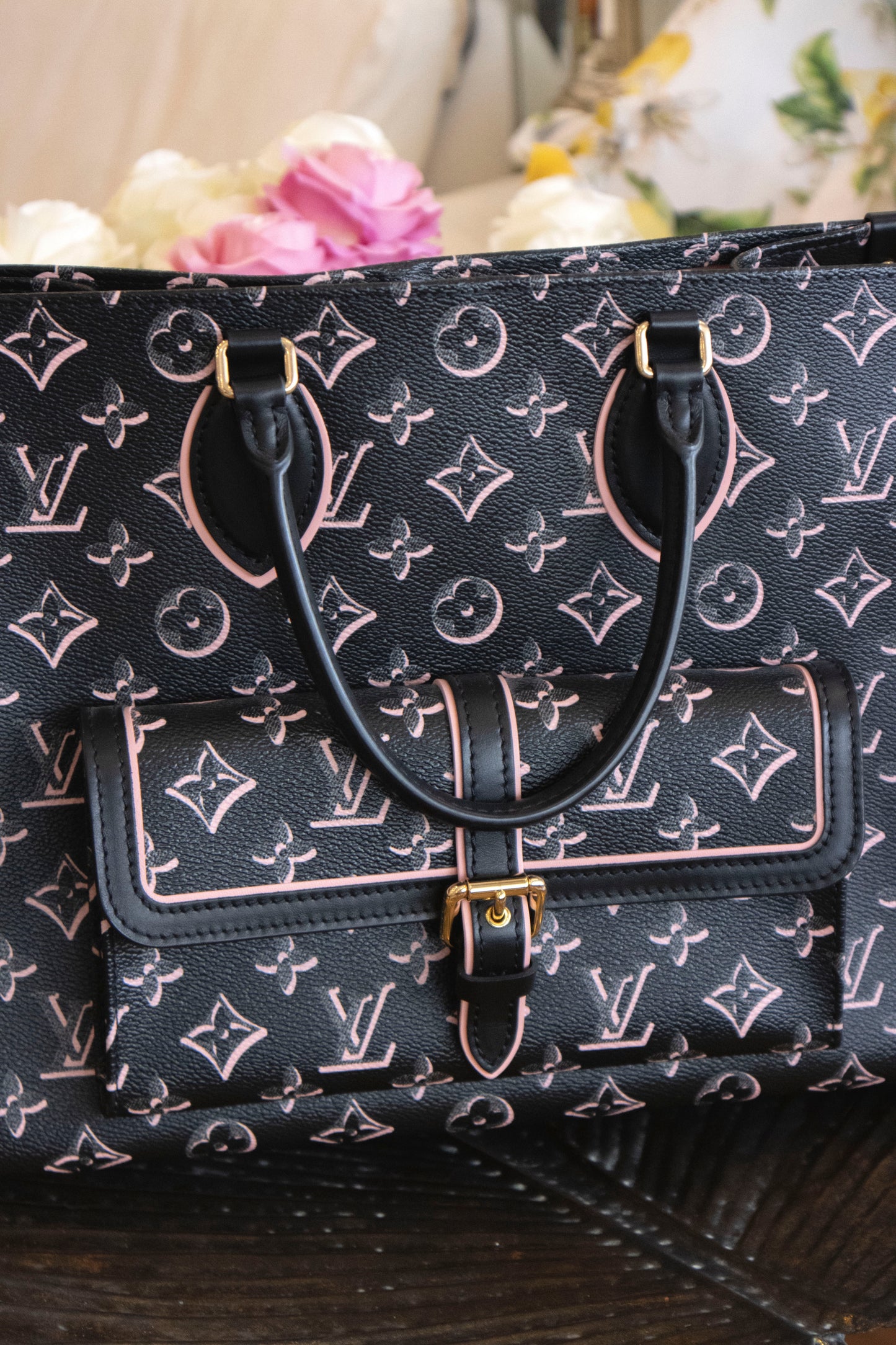 Louis Vuitton - Onthego MM Monogram Canvas Schwarz