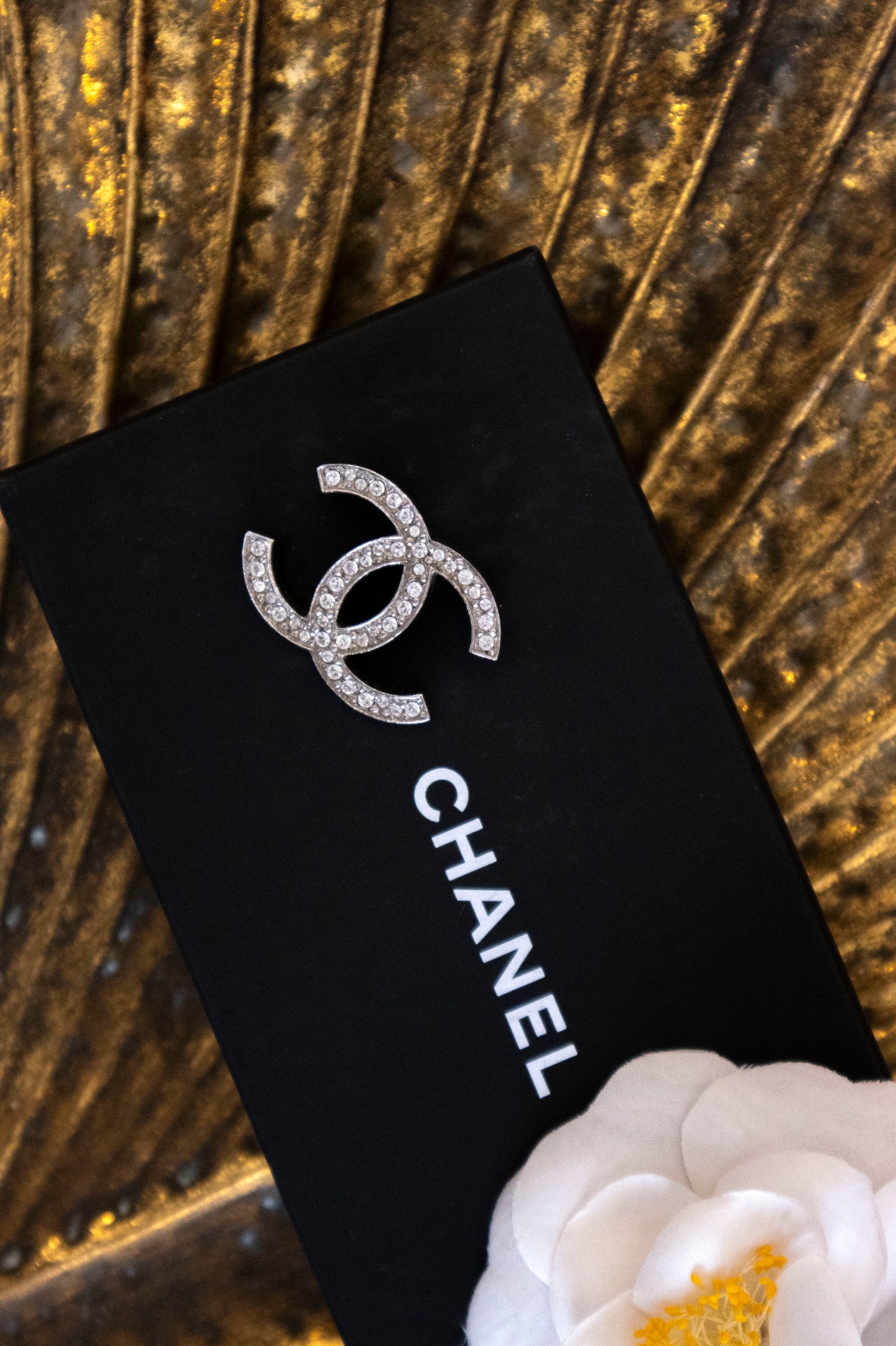 Chanel - CC Broschen