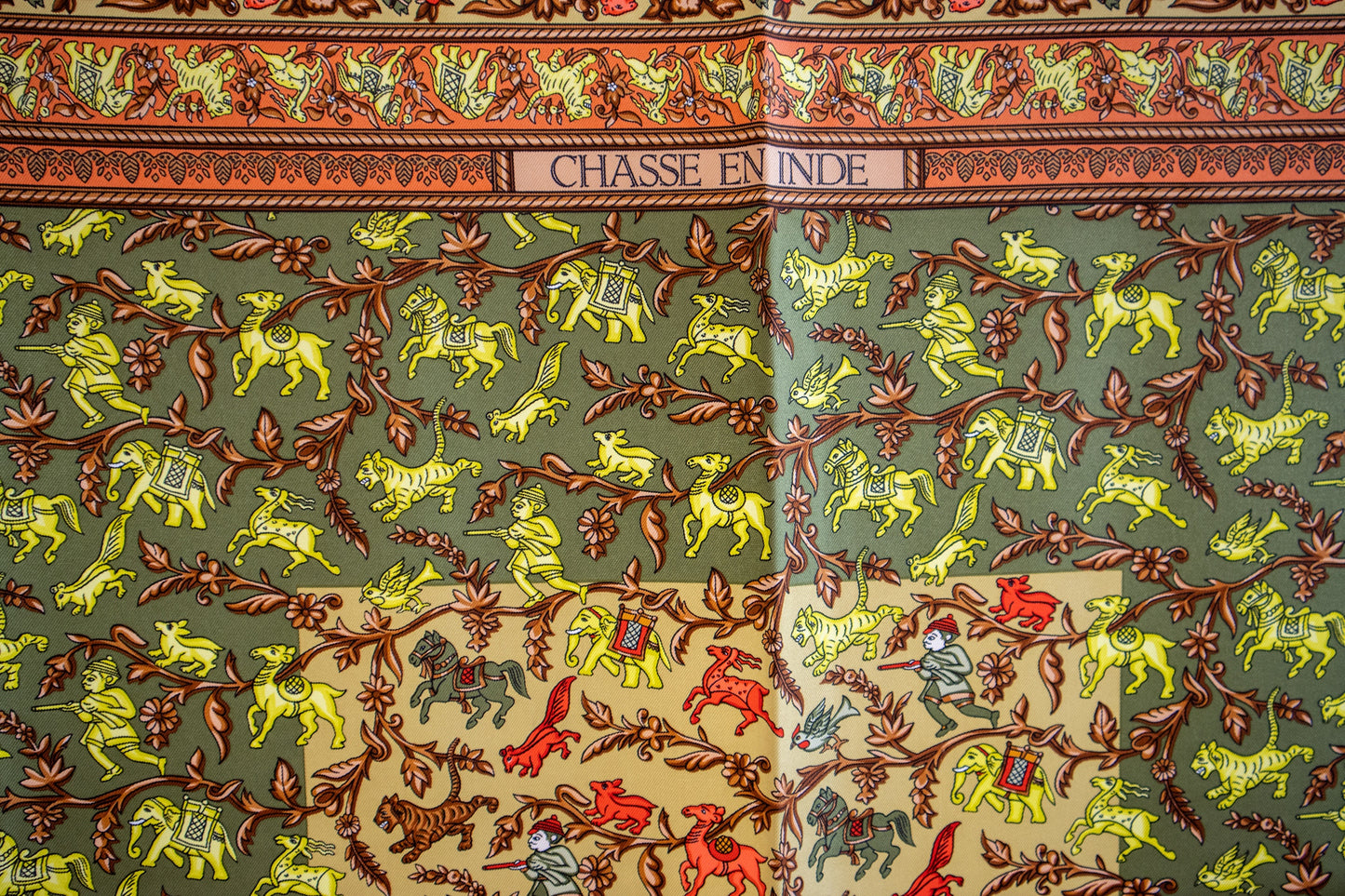 Hermès - Green Chasse En Inde Silk Carré 90