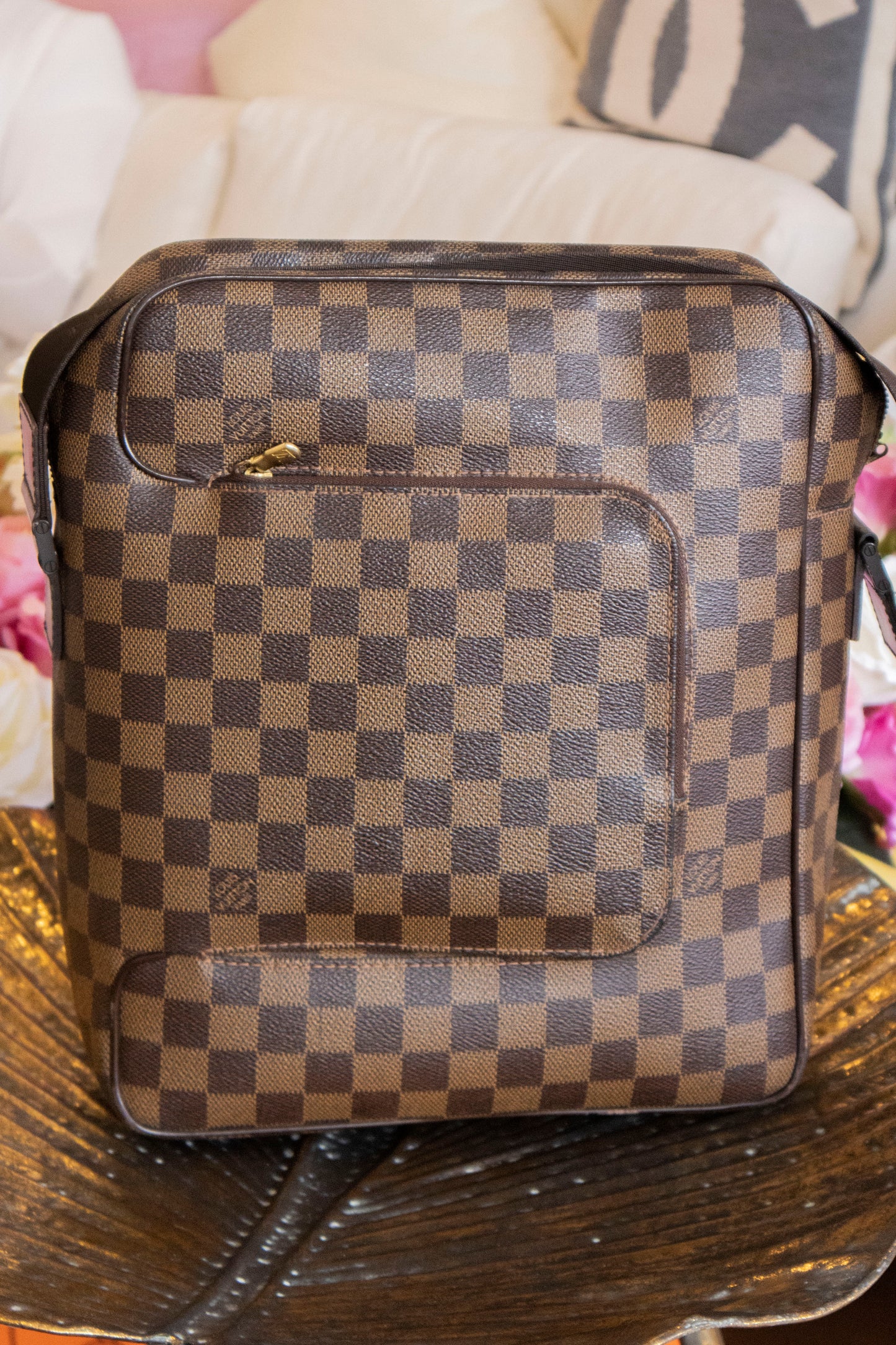 Louis Vuitton - Schultertasche Damier Olav MM Leder