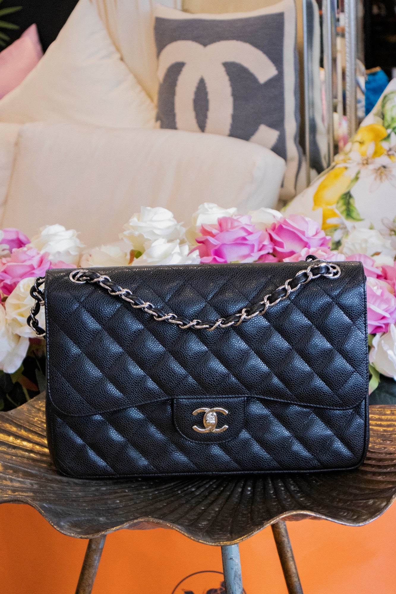 Chanel - Jumbo Classic Double Flap aus schwarzem Caviar-Leder