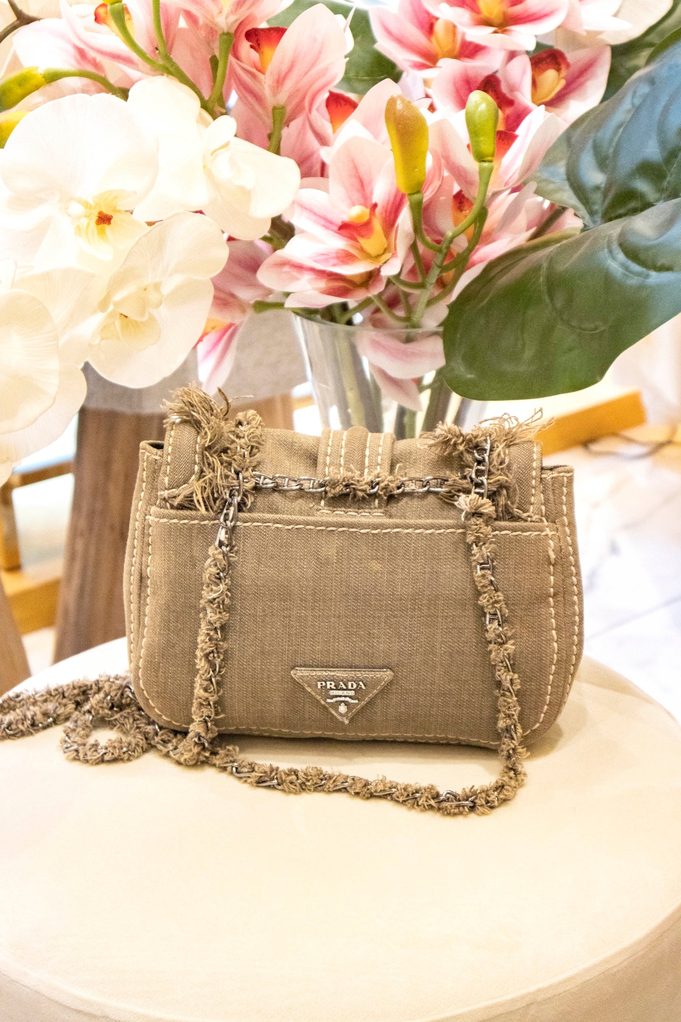 Prada - Pattina Handtasche aus Canvas