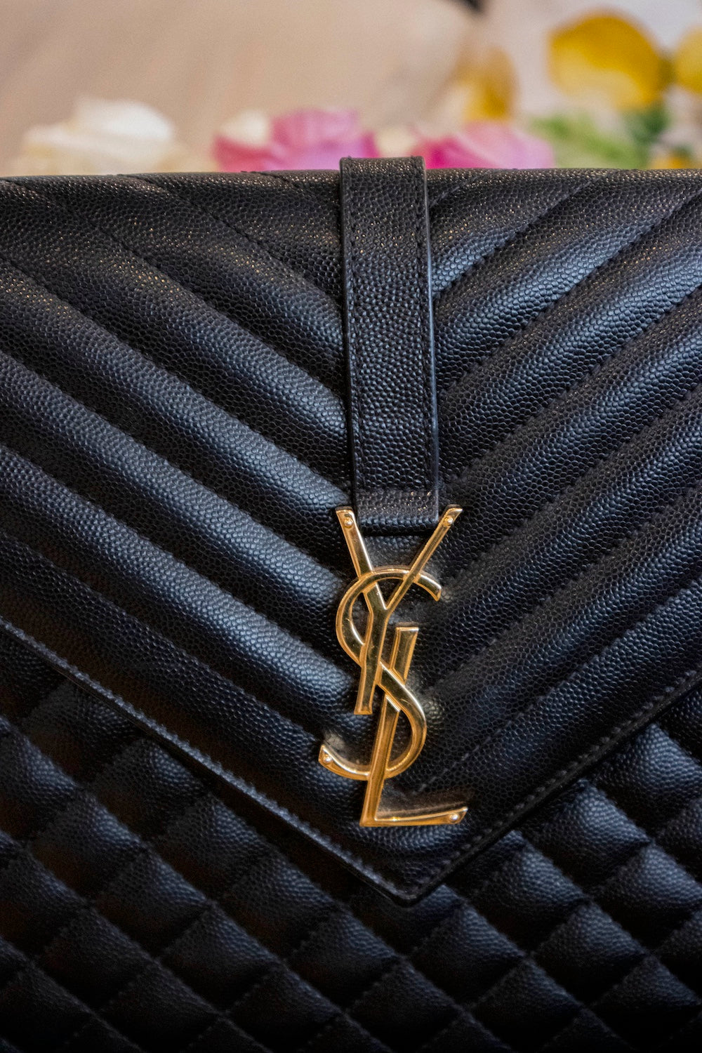Saint Laurent - Envelope Large Goldene Hardware