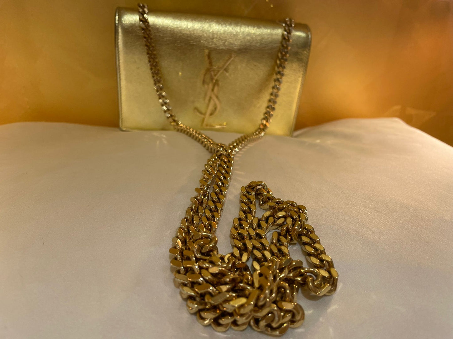 Yves Saint Laurent - Limited Edition Gold Abendtasche