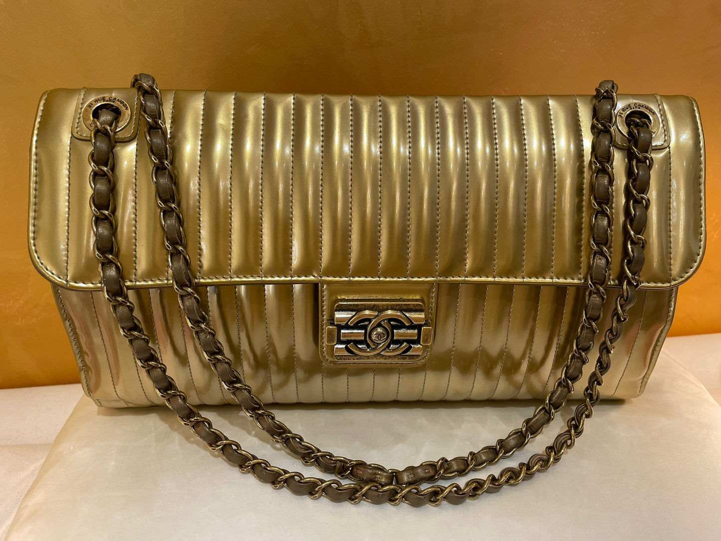 Chanel - Limited Edition Gold