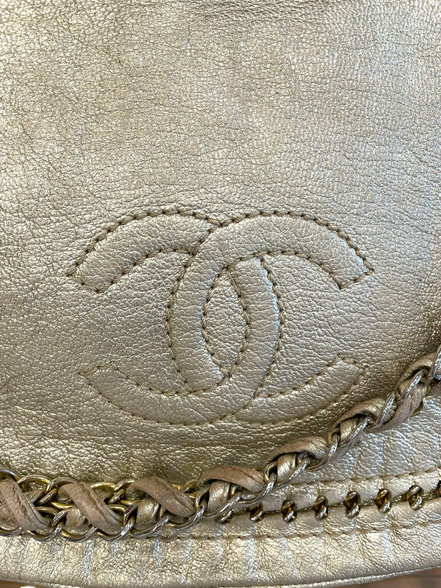 Chanel - Tasche Gold