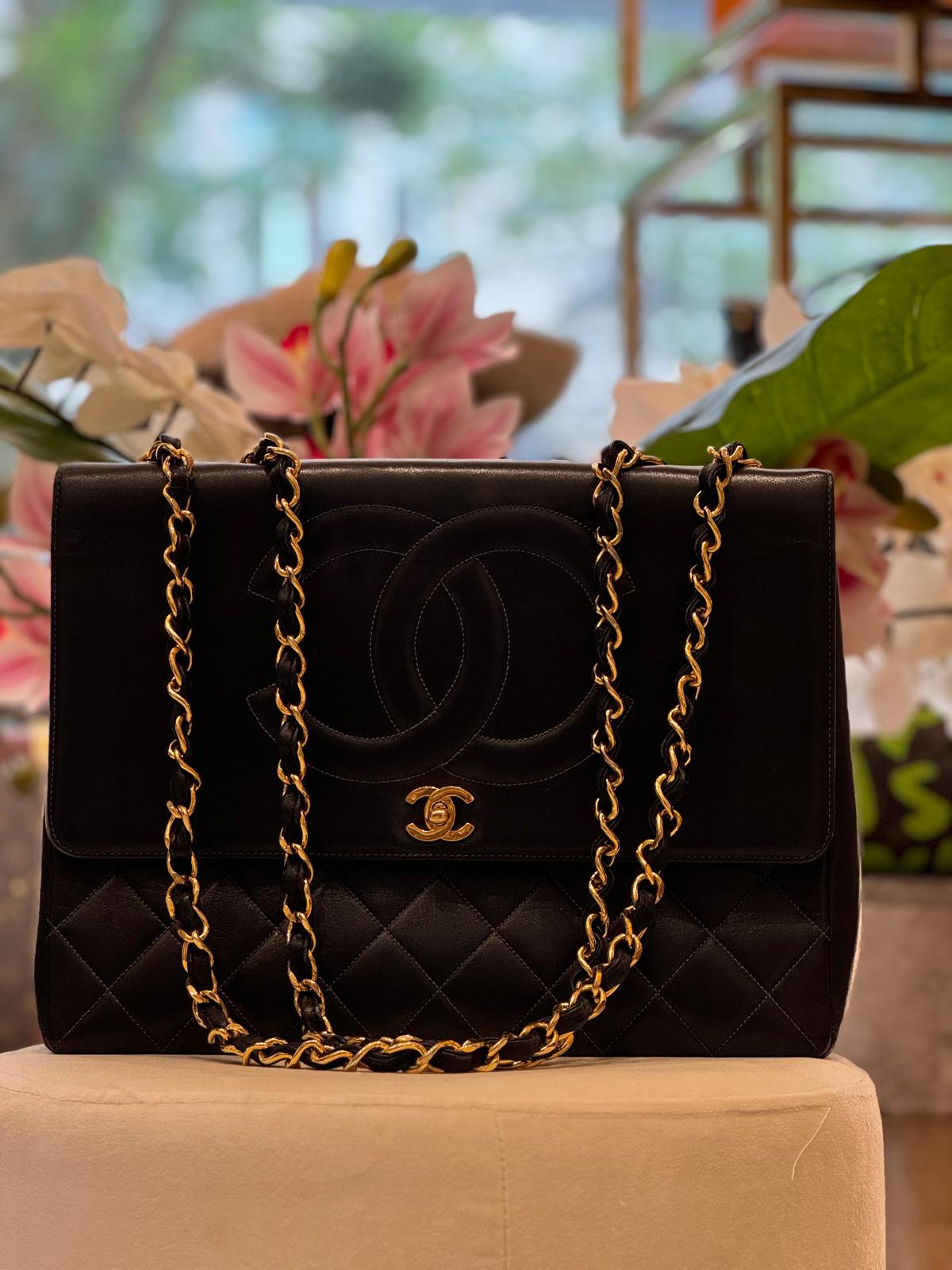 Chanel - Vintage Timeless Maxi Jumbo Classic Flap Bag 1991-1994