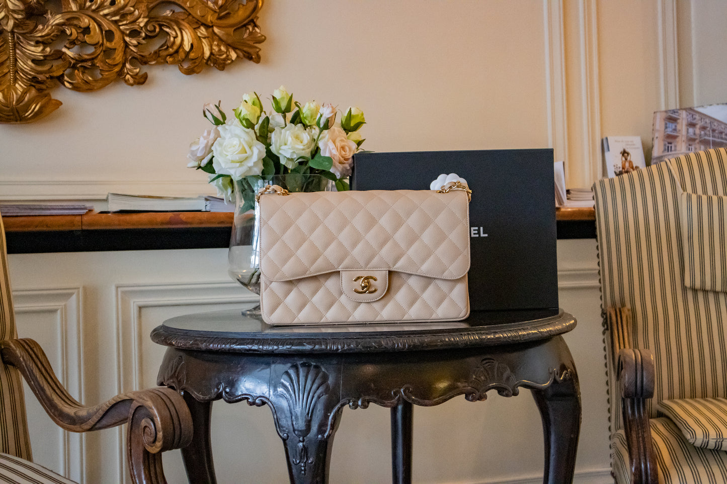 Chanel - Jumbo Beige Clair Gold
