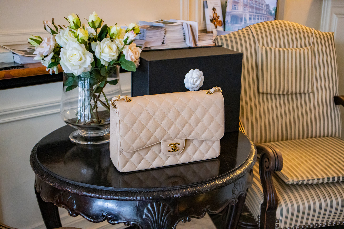 Chanel - Jumbo Beige Clair Gold