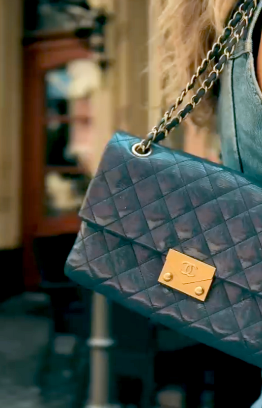 Chanel Vintage blau Lack GHW