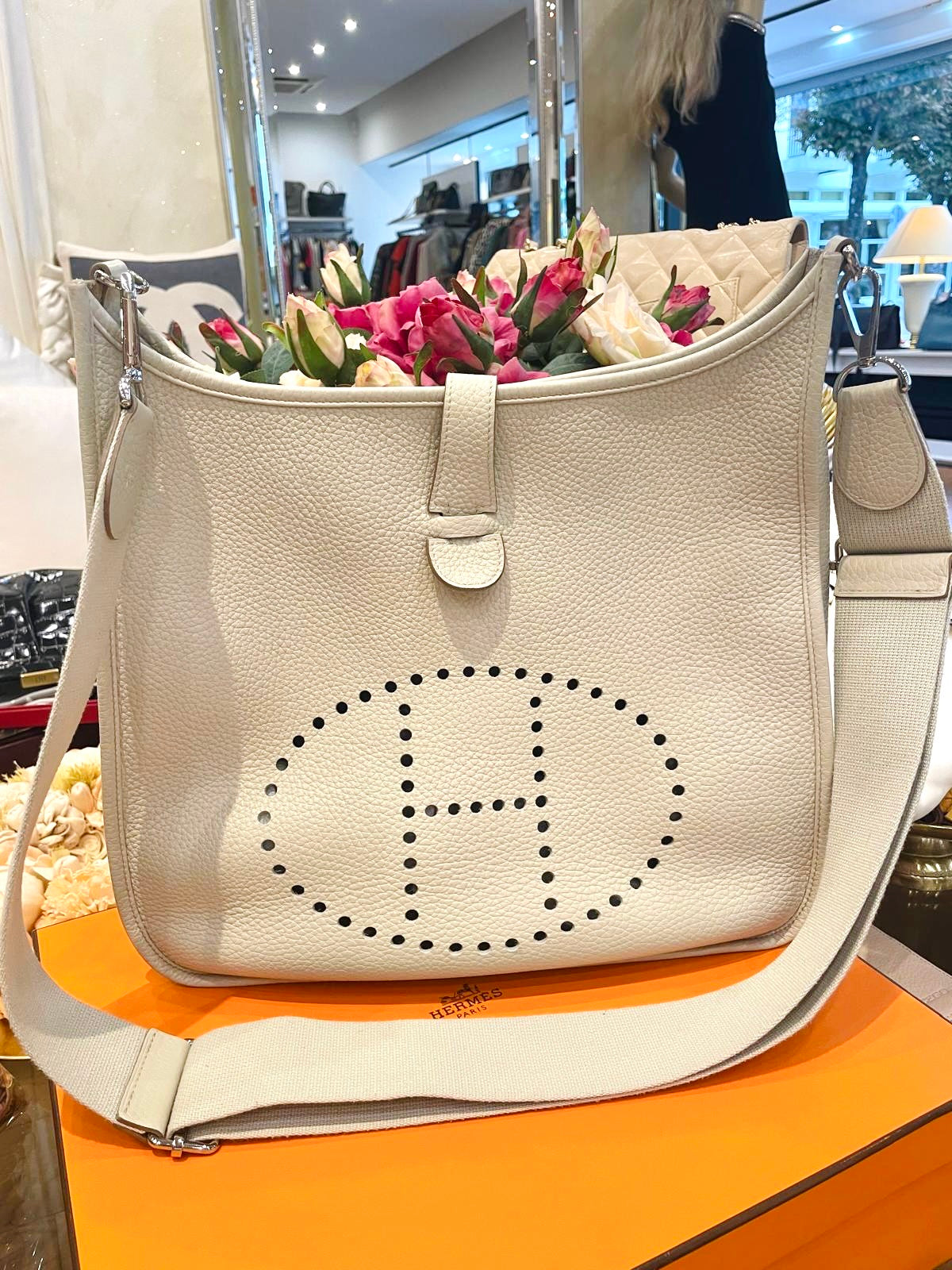 Hermès - Evelyne 33 Taurillon Clemence Beton Palladium Hardware