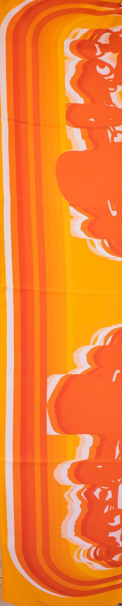 Hermès - Seidenschal Orange gelb