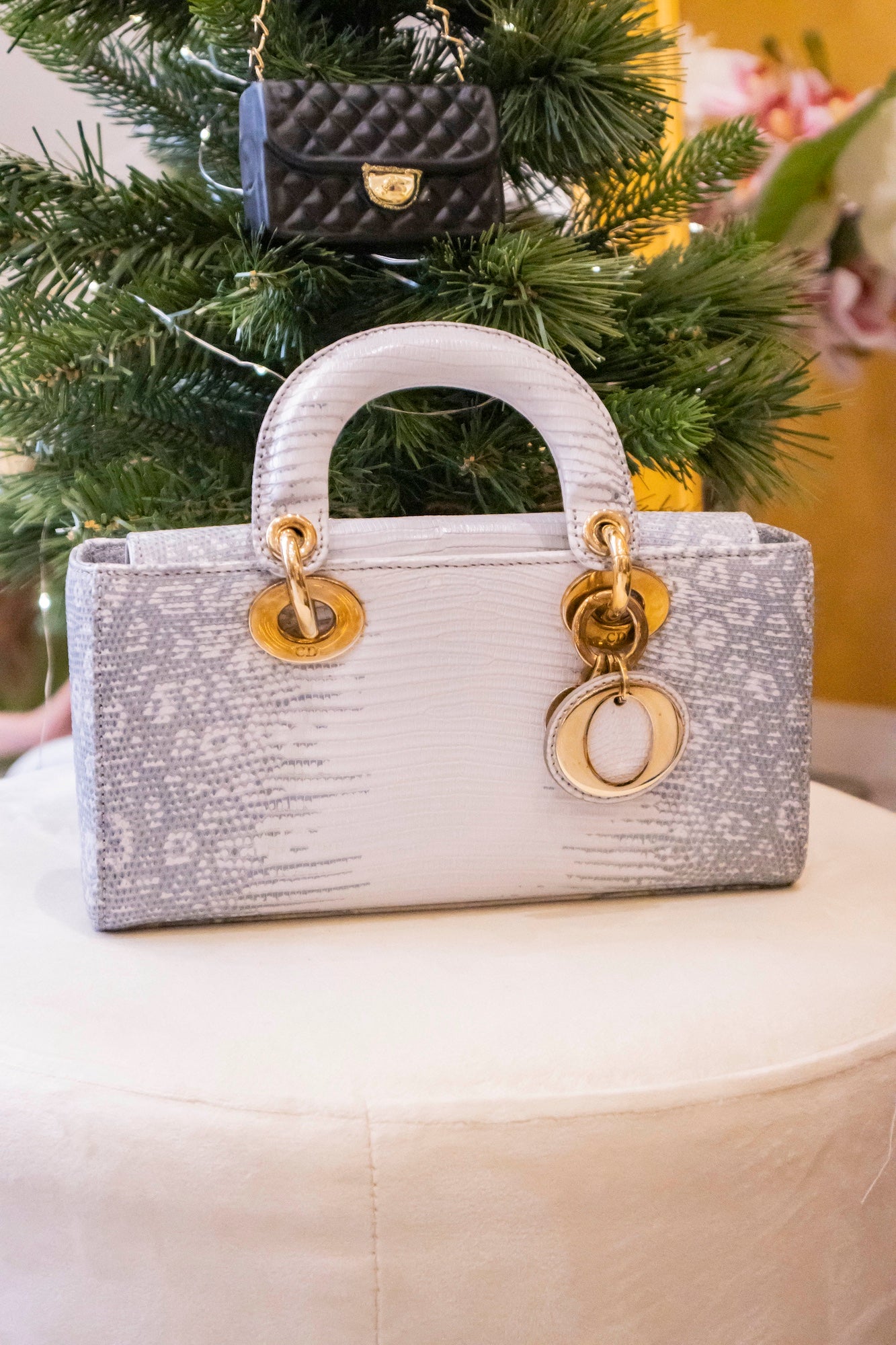 Dior - Lady D-Joy Handtasche in Weiß aus Eidechsenleder