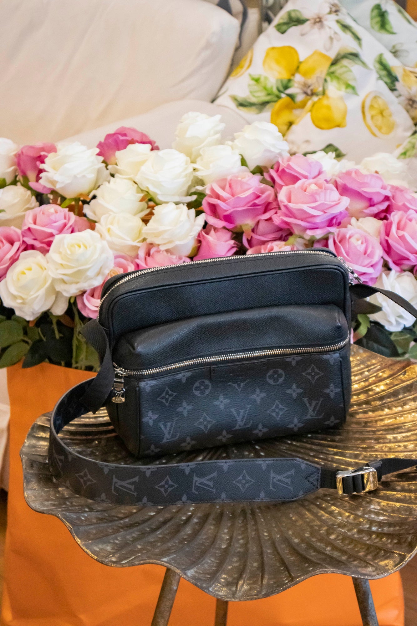 Louis Vuitton - Outdoor Messenger Taigarama Monogram Noir