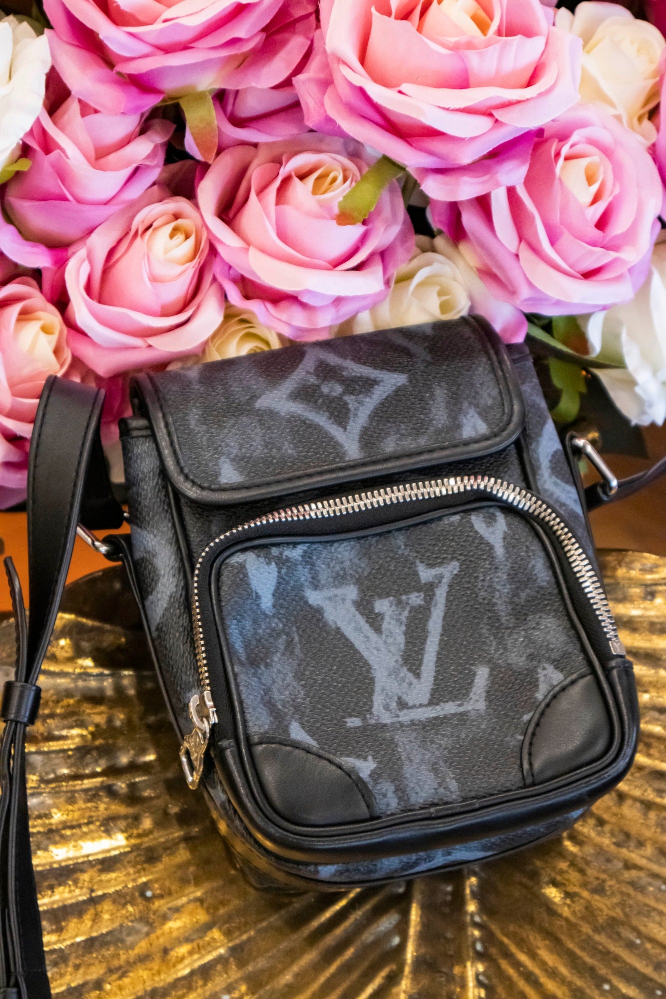 Louis Vuitton - Nano Amazon Messenger Tasche Monogram Pastel Noir