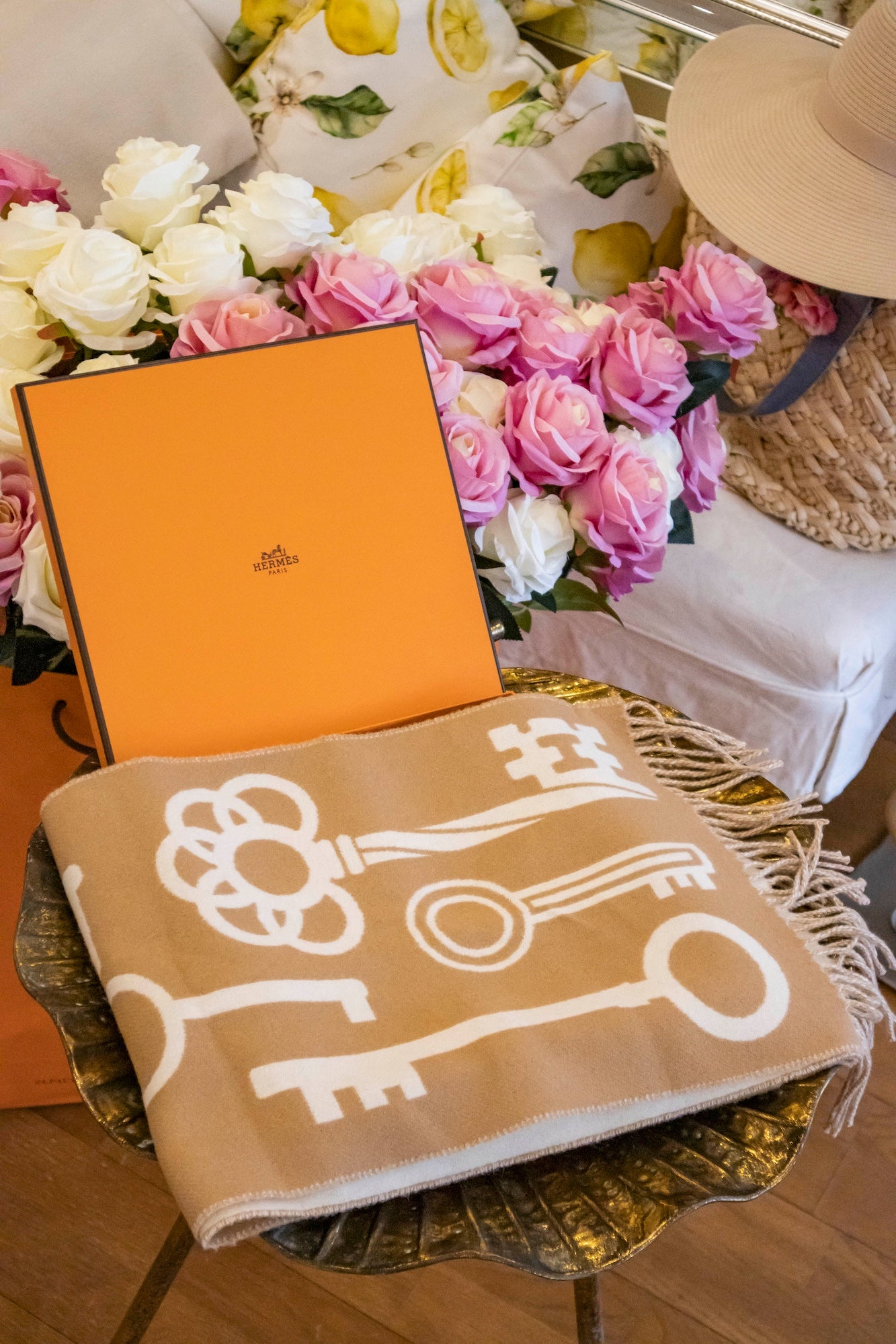 Hermès - Kaschmirschal in Camel & Beige