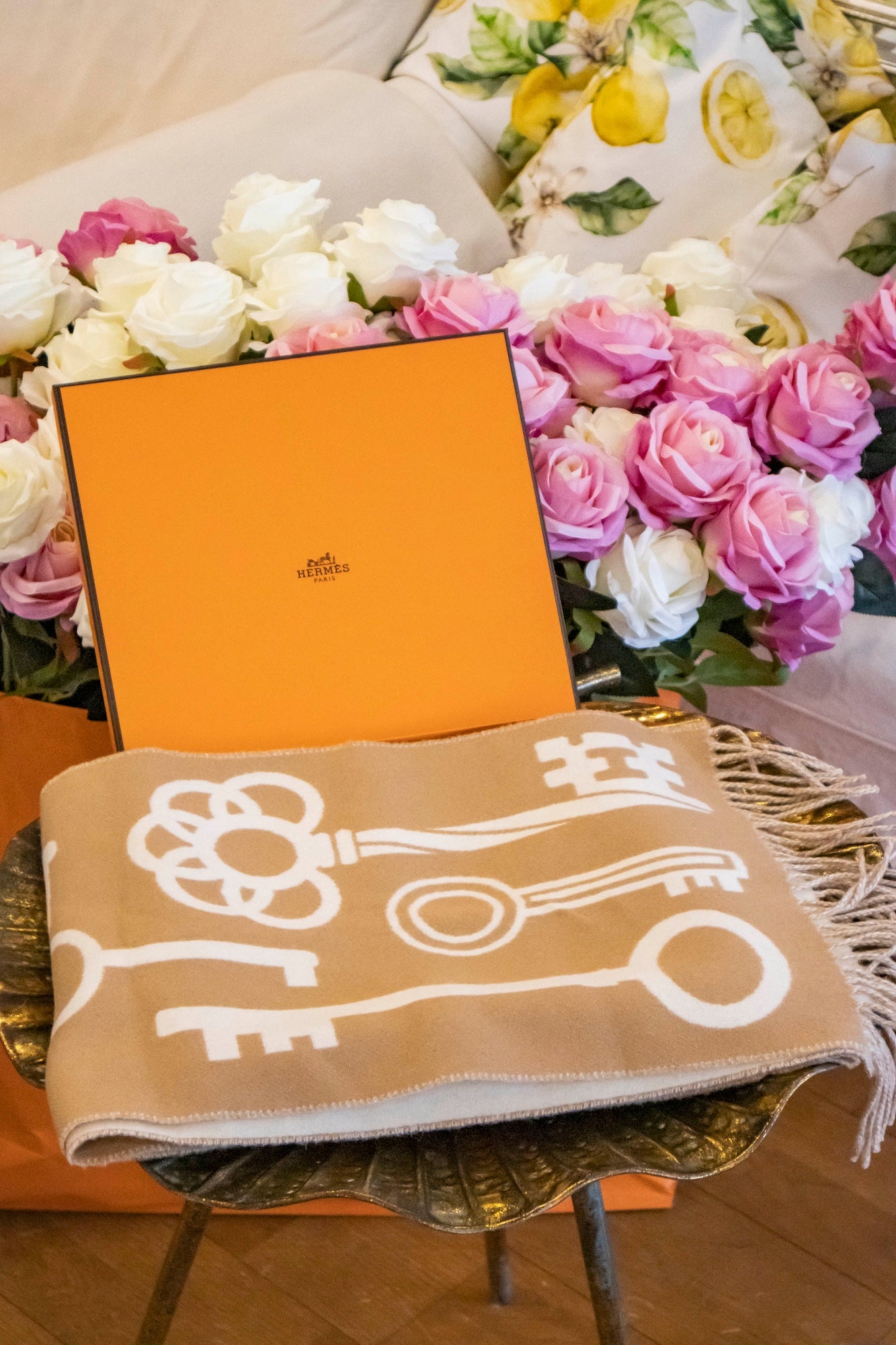 Hermès - Kaschmirschal in Camel & Beige