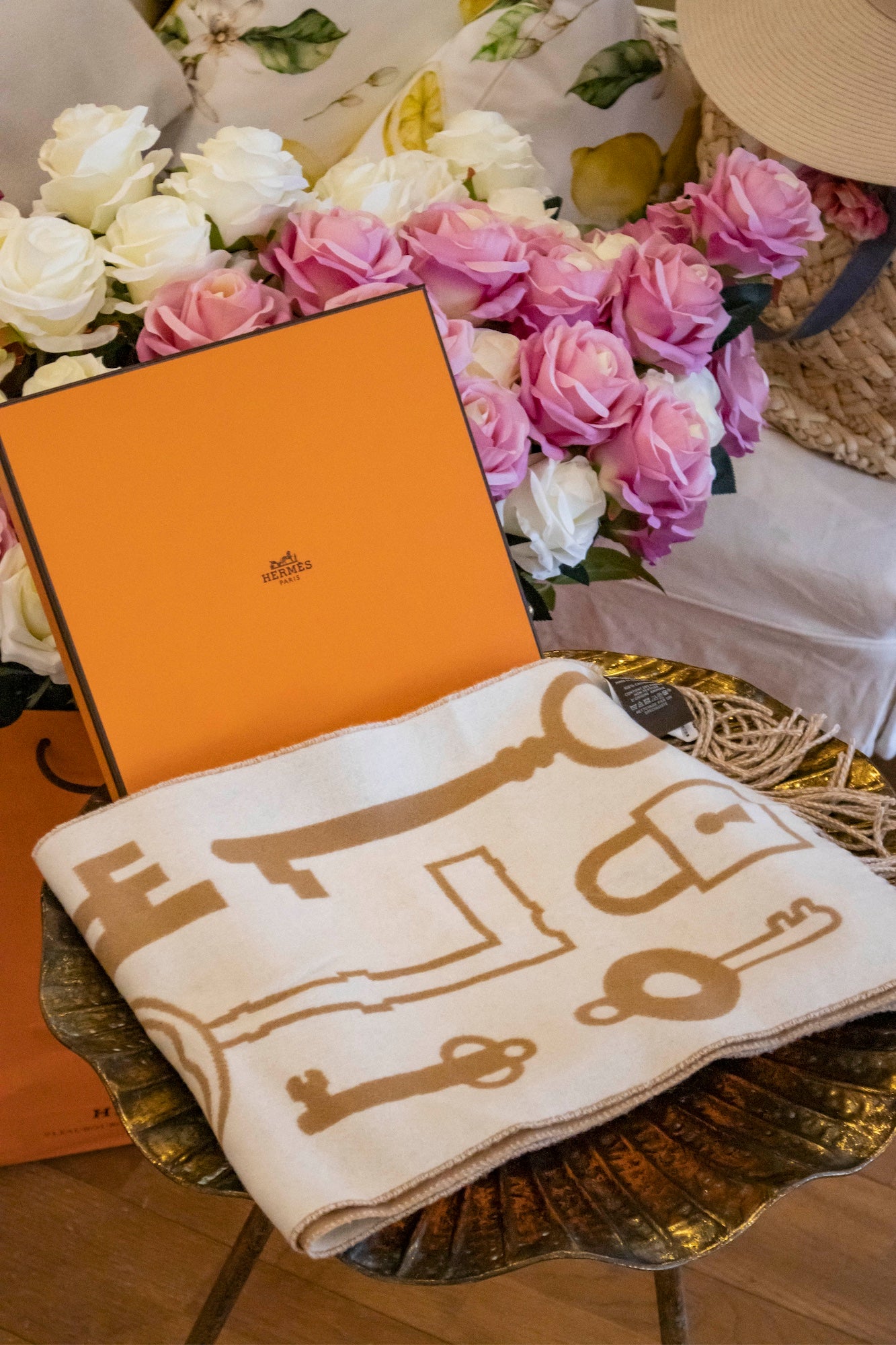 Hermès - Kaschmirschal in Camel & Beige