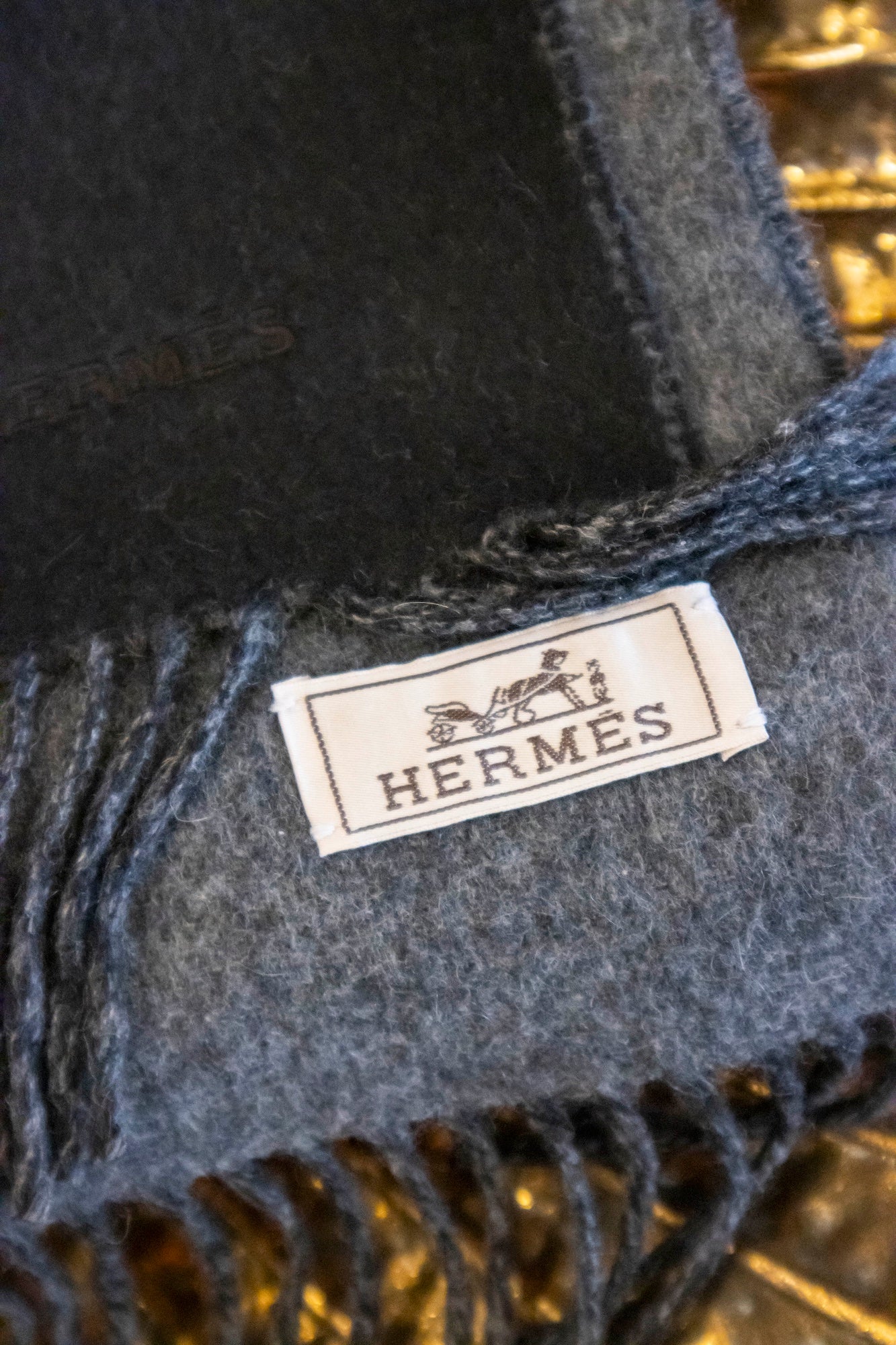 Hermès - Kaschmirschal in Schwarz & Grau