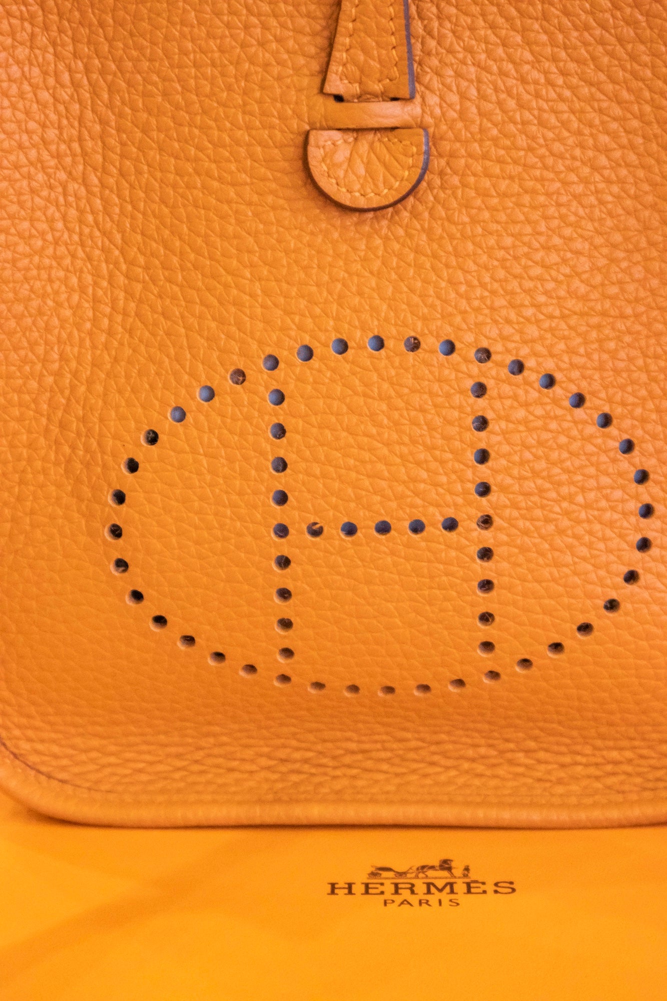 Hermès - Evelyne 16 Taurillon Clémence Orange