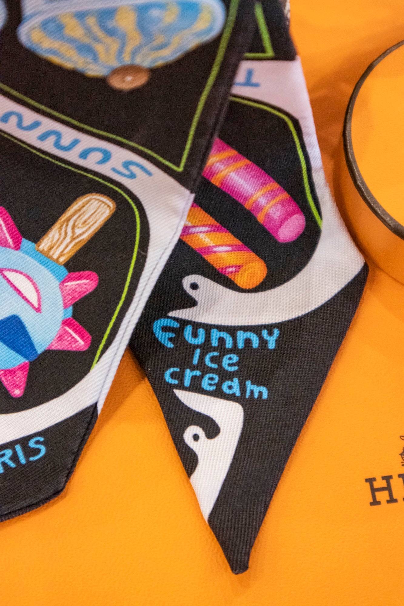 Hermès - Twilly Seide Funny Ice Cream