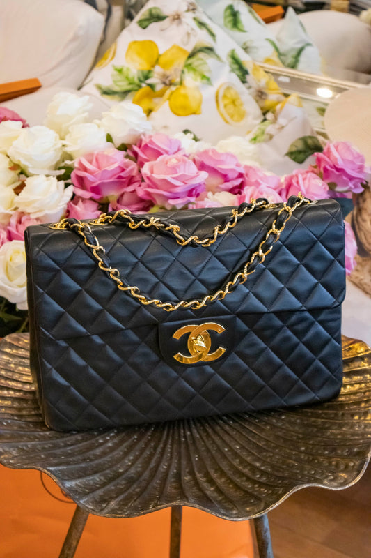 Chanel - Classic Single Flap Bag Maxi Schwarz