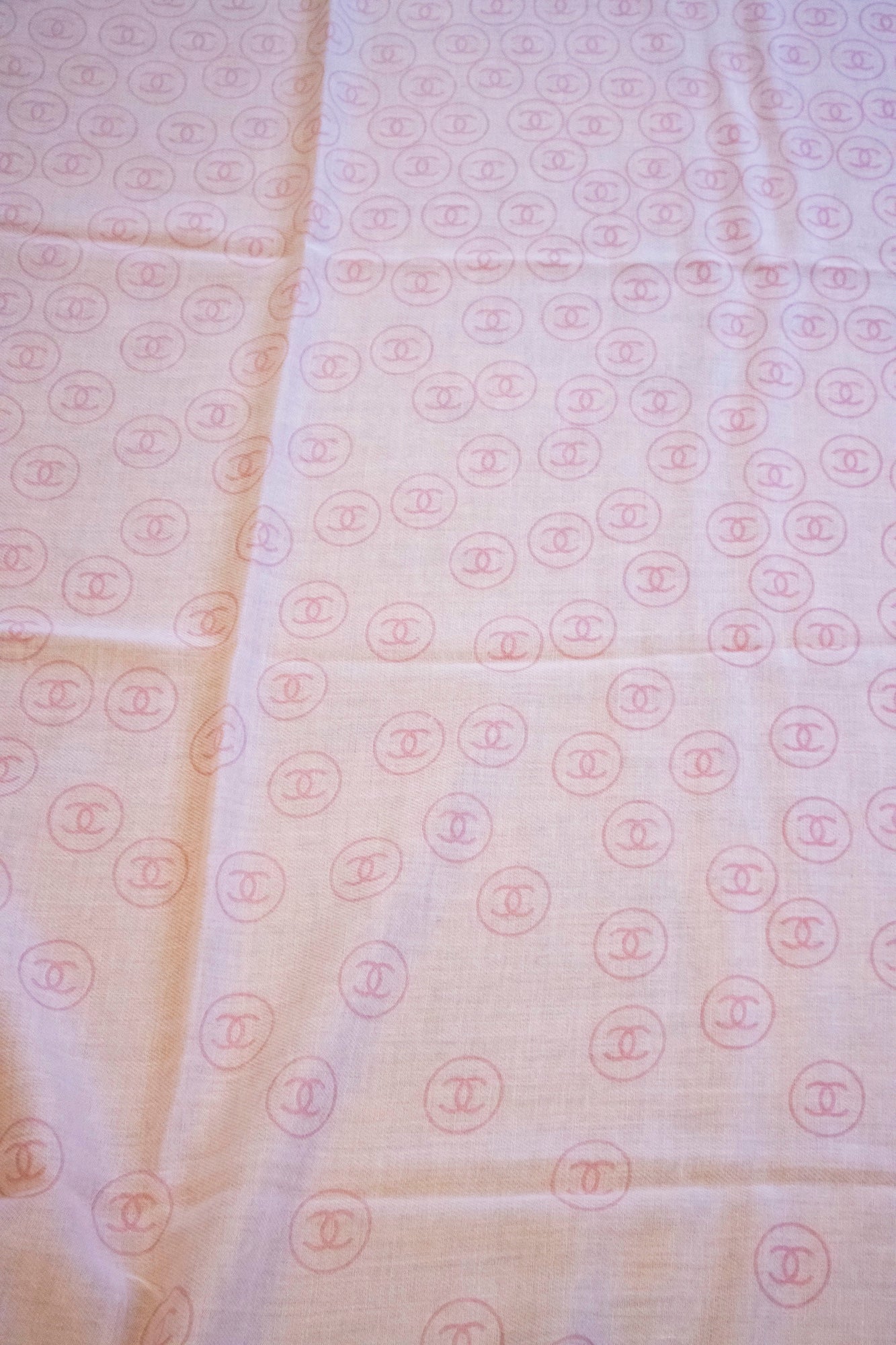Chanel - Tuch in Rosa