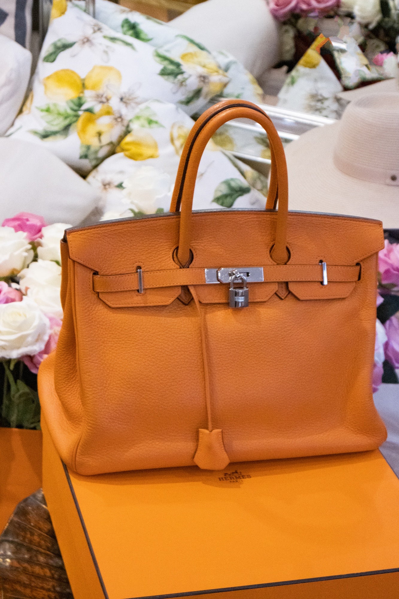 Hermès - Birkin Bag 35 Orange Taurillon Clemence Palladium Hardware