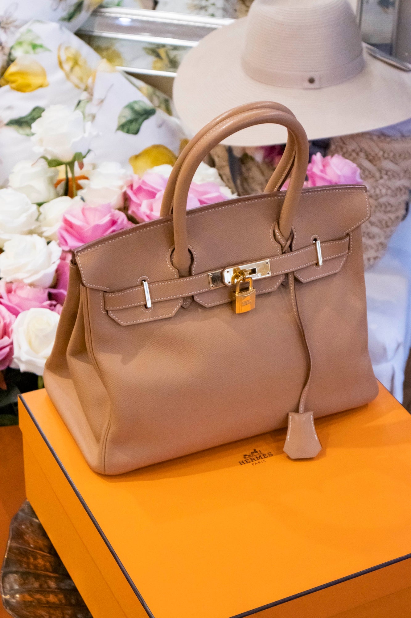 Hermès - Birkin 30 Naturelle Courchevel Leder Goldene Hardware