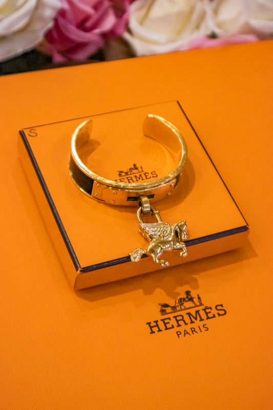 Hermès - Kelly Armreif schwarz mit Cadenas Pegasus Gold