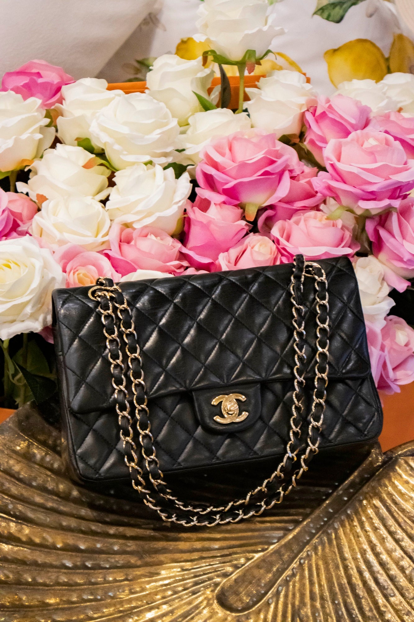 Chanel - Classic Timeless Lammleder & Goldfarbenes Metall Schwarz