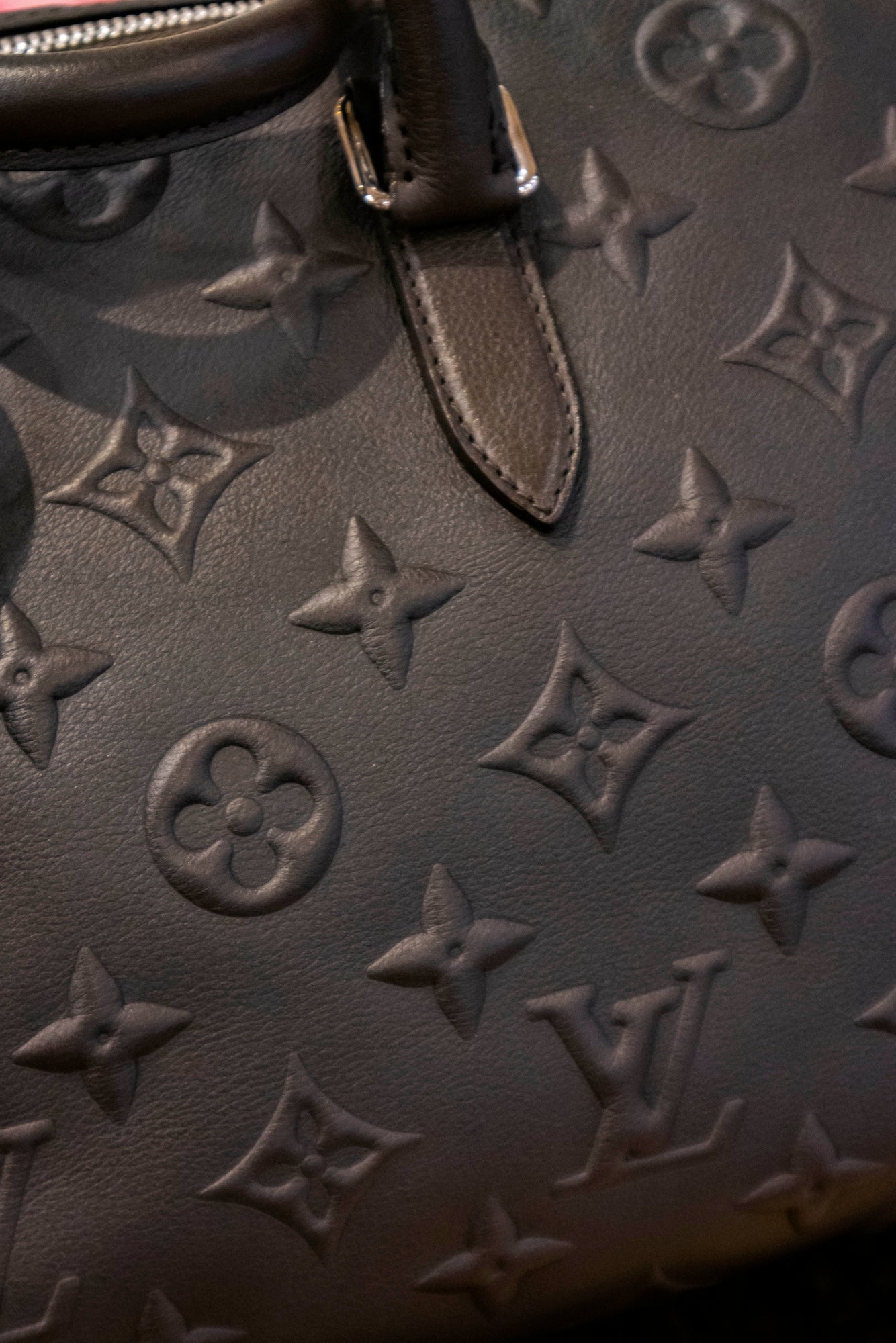 Louis Vuitton - Speedy P9 Bandouliere Schwarz