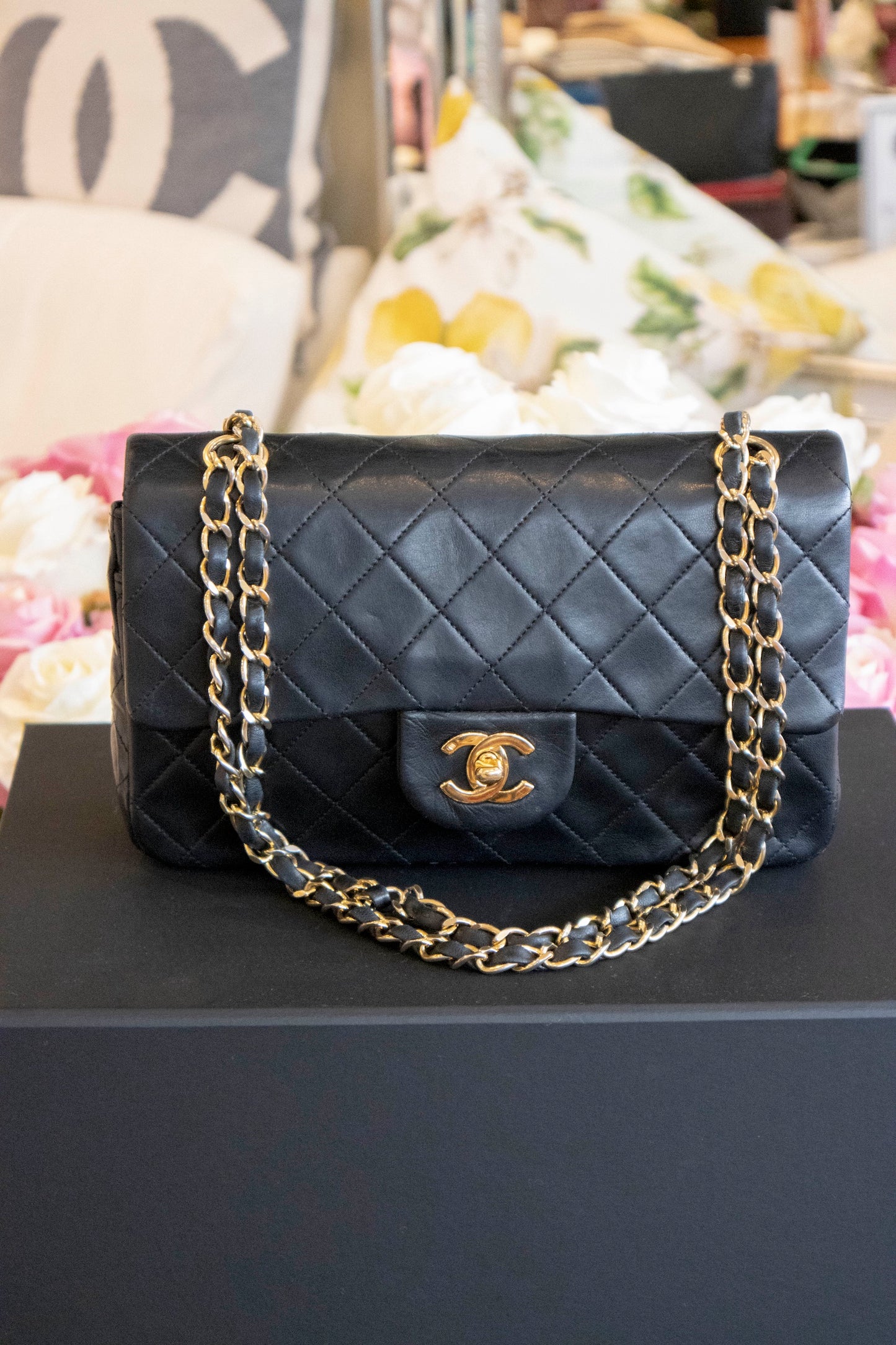 Chanel - Small Double Flap Bag Lambskin schwarz