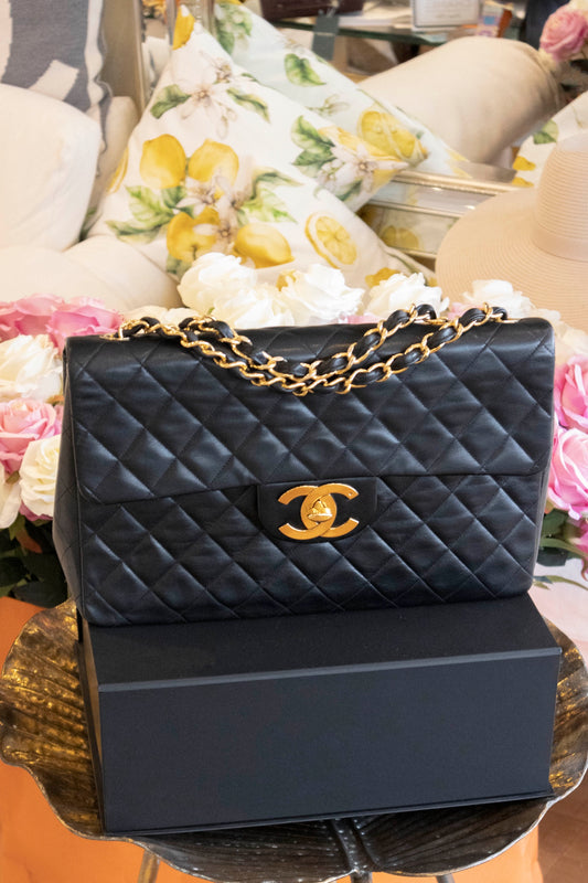 Chanel - Vintage Maxi Classic Single Flap Shoulder Bag Black Lambskin
