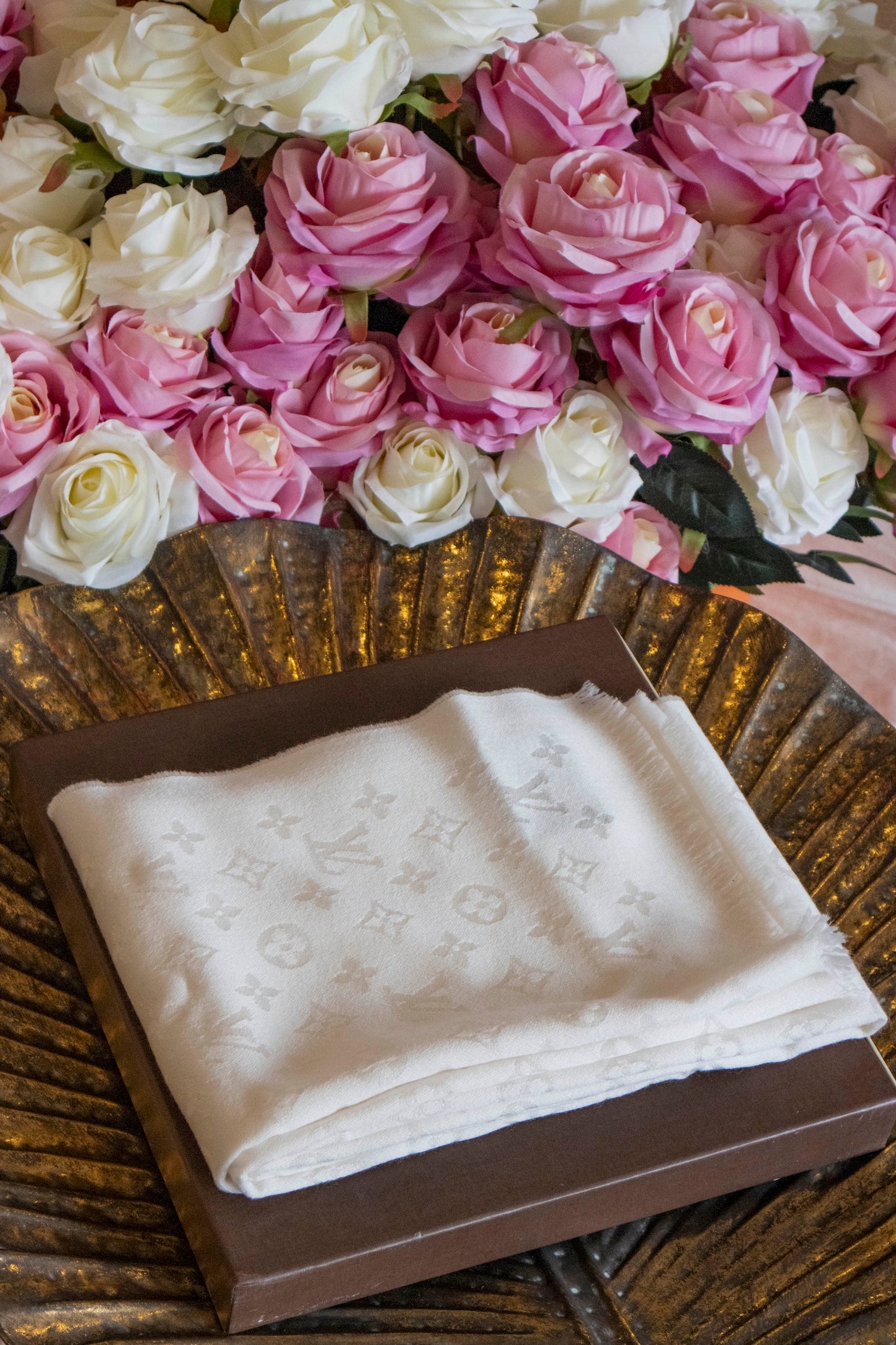 Louis Vuitton - Cashmere Schal weiss