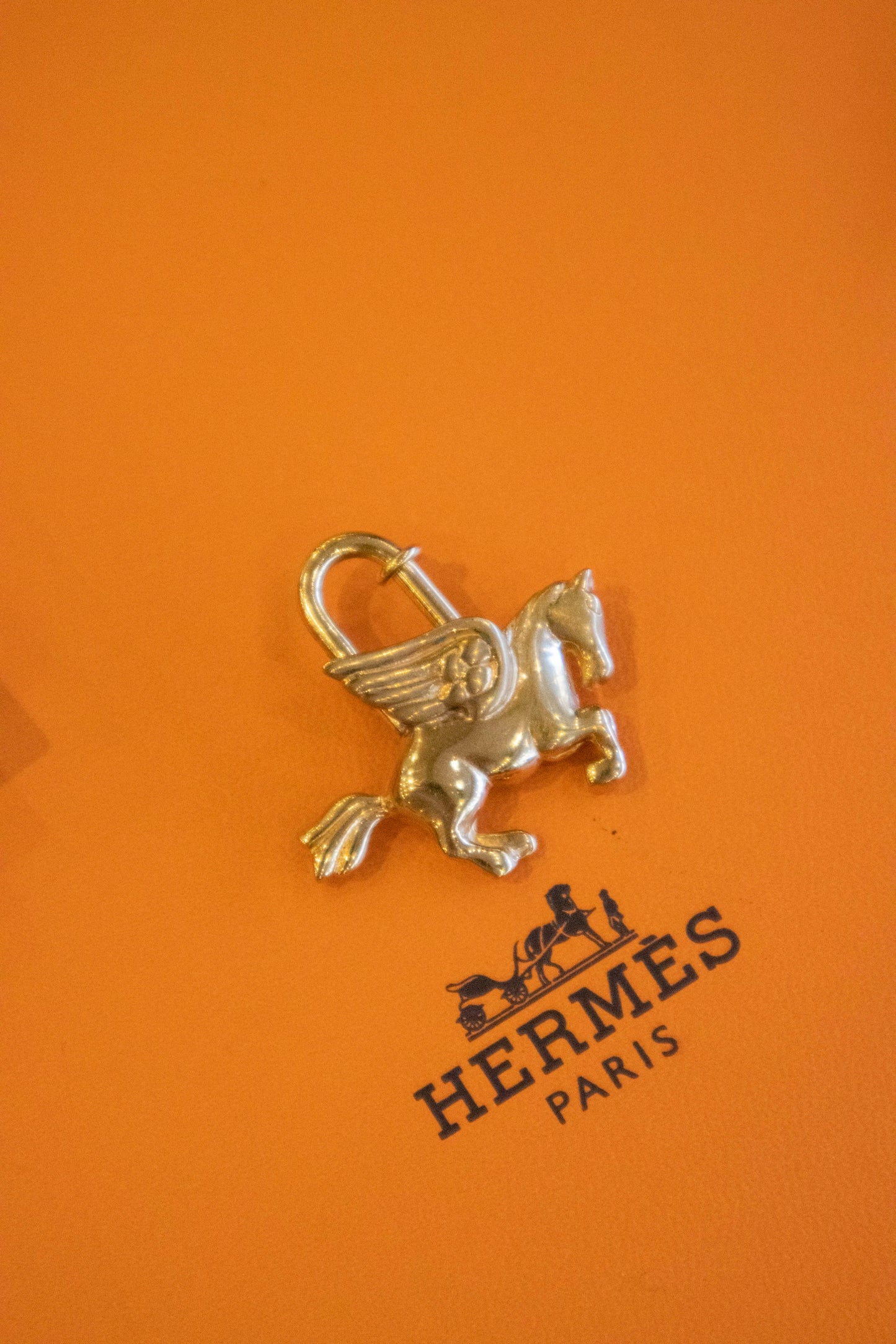 Hermès - Cadenas in silberfarbener & goldfarbener Ausführung