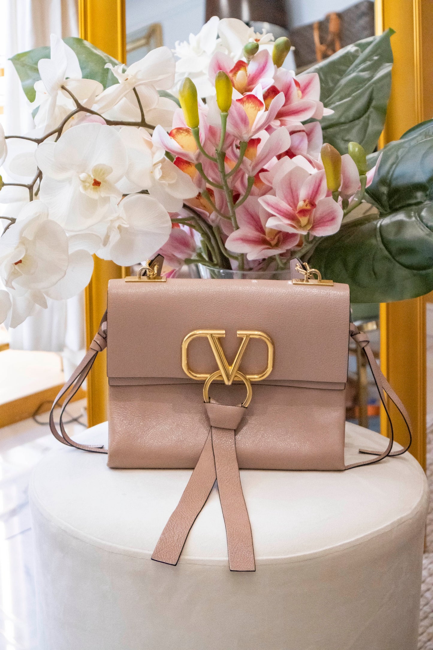 Valentino - V-Ring Schultertasche Rose Goldene Hardware